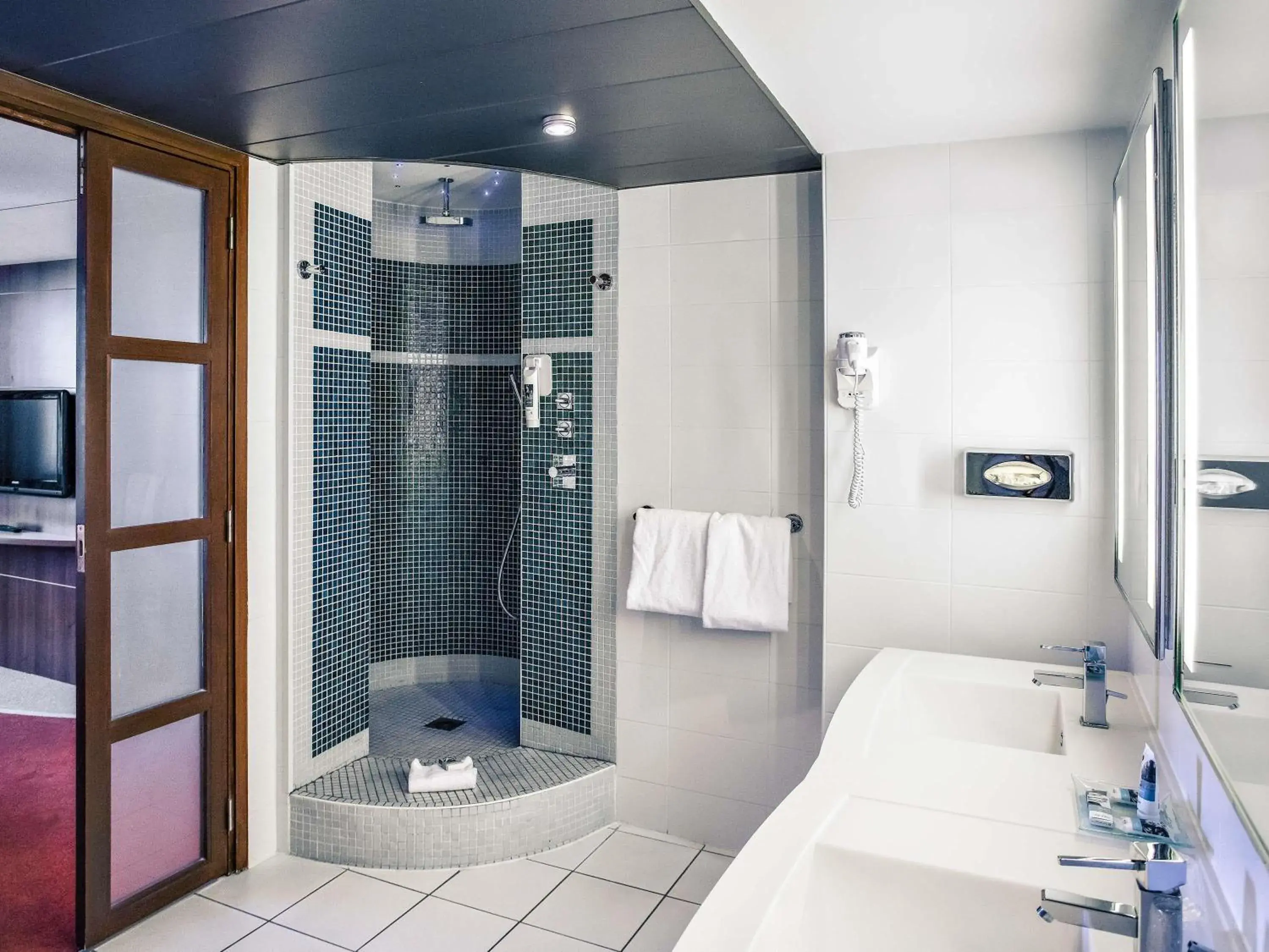 Bedroom in Hotel Mercure Toulouse Centre Compans Bedroom in Hotel Mercure Toulouse Centre Compans