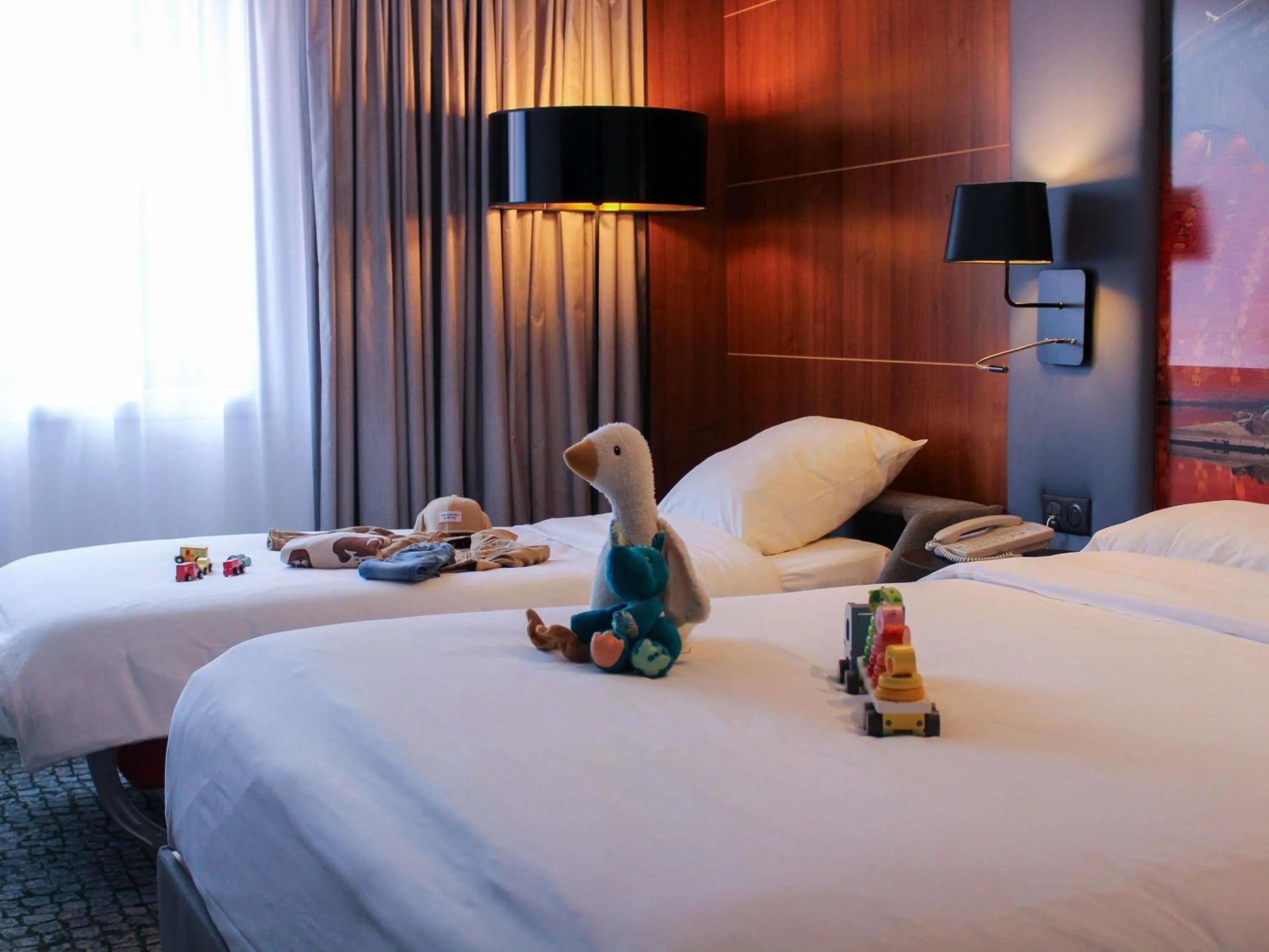 Bedroom, Bed in Hotel Mercure Toulouse Centre Compans