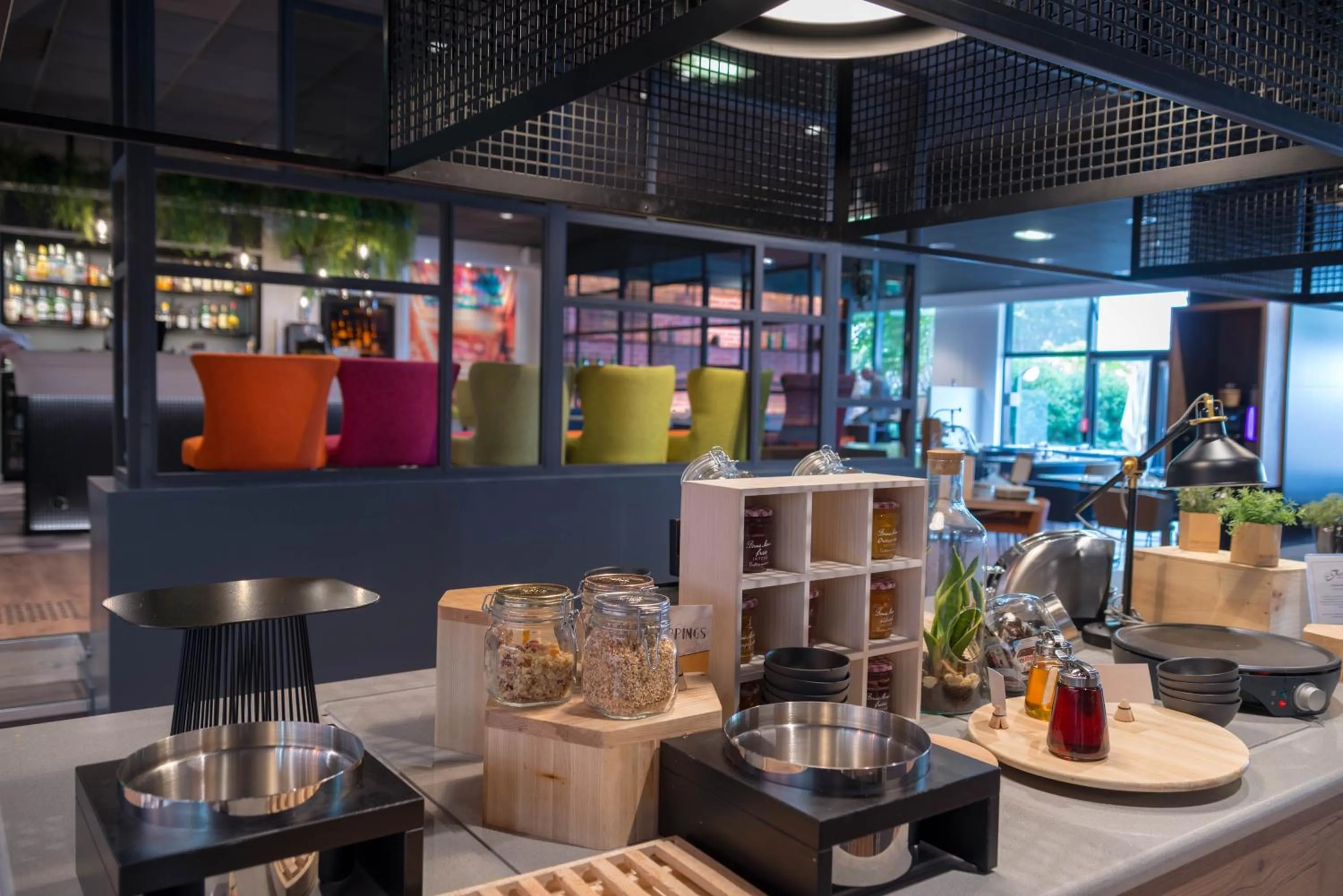 Restaurant/places to eat in Hotel Mercure Toulouse Centre Compans