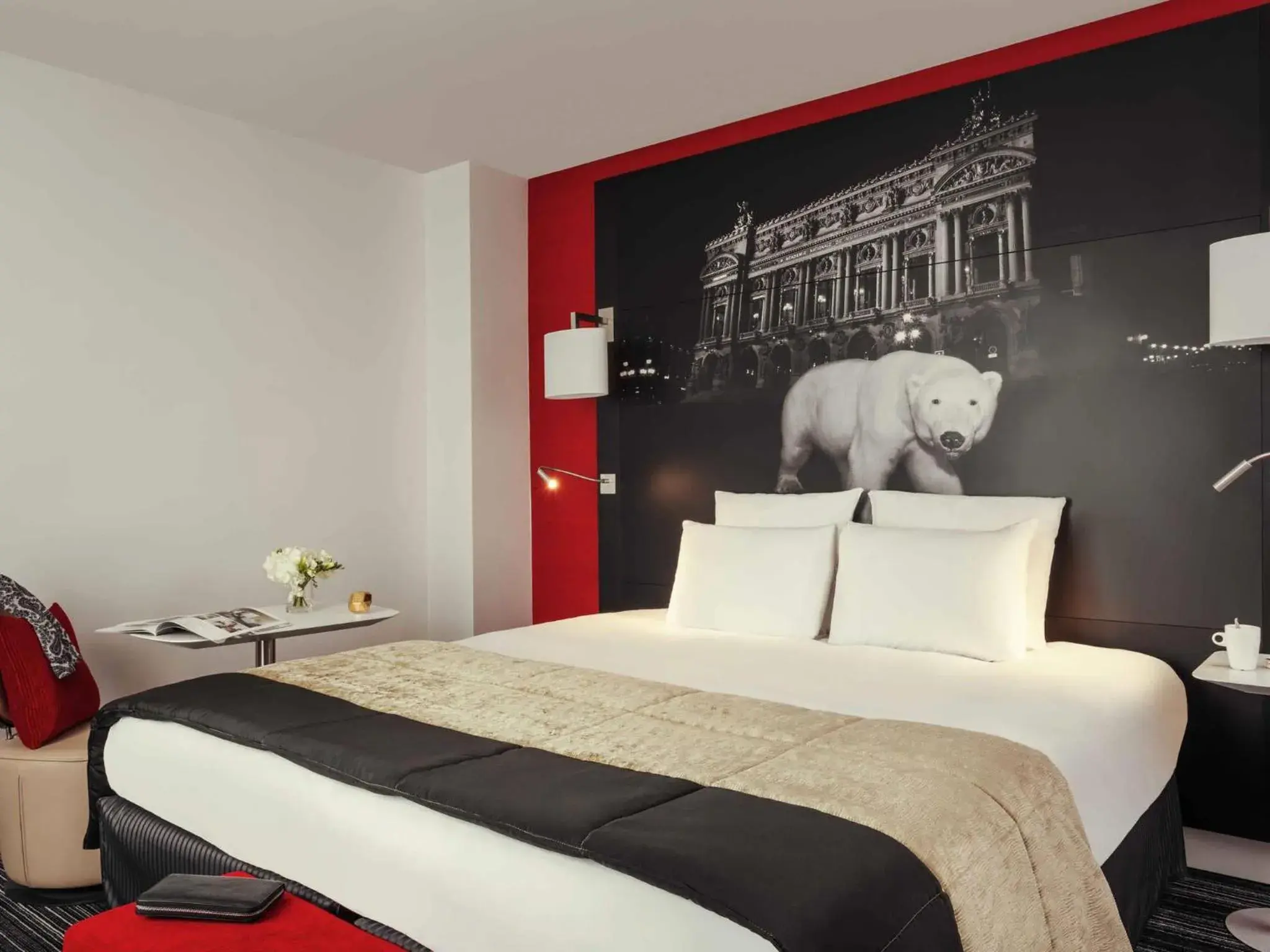 Bedroom, Bed in Mercure Paris Opera Louvre Bedroom, Bed in Mercure Paris Opera Louvre