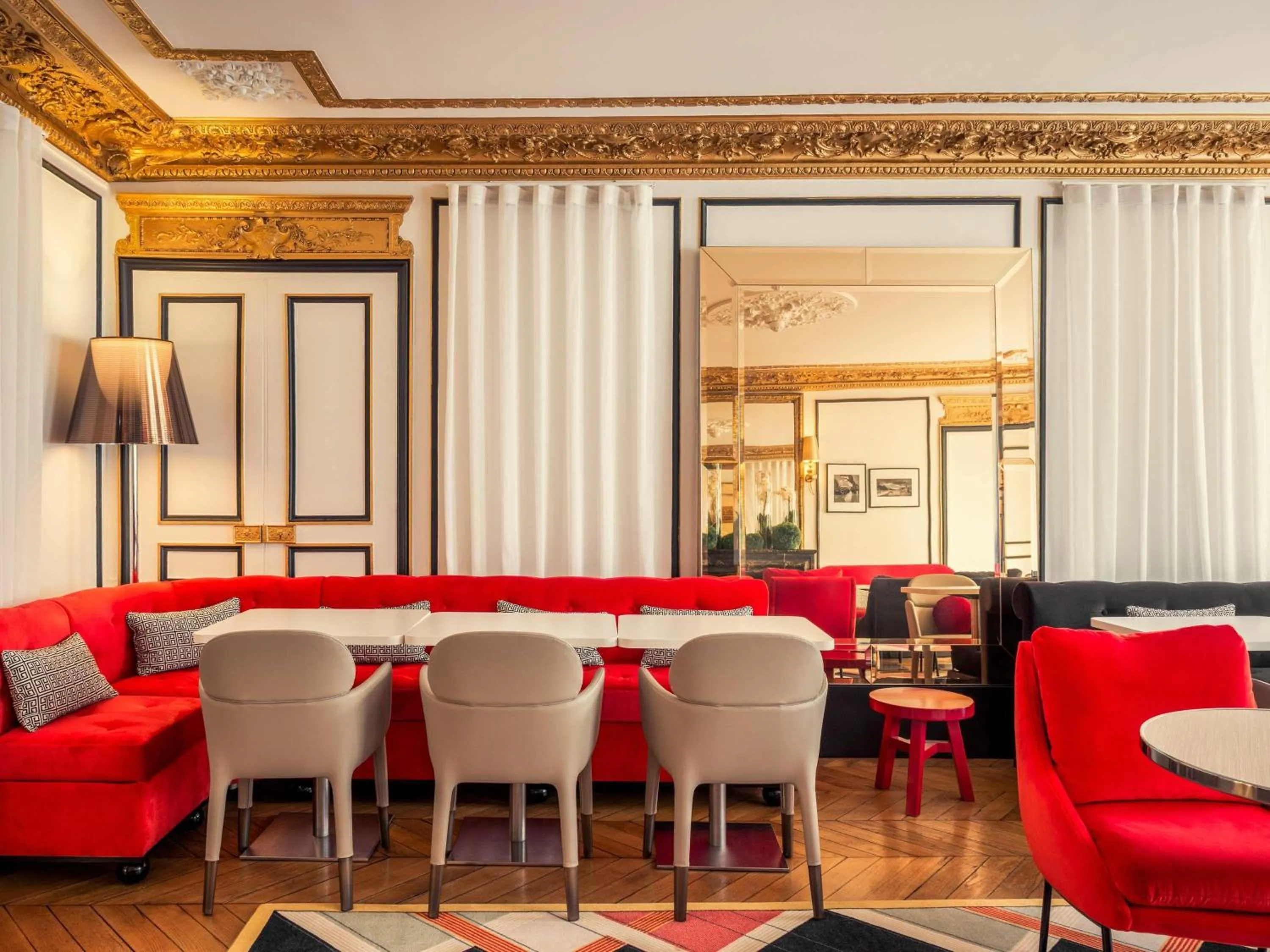 Breakfast in Mercure Paris Opera Louvre