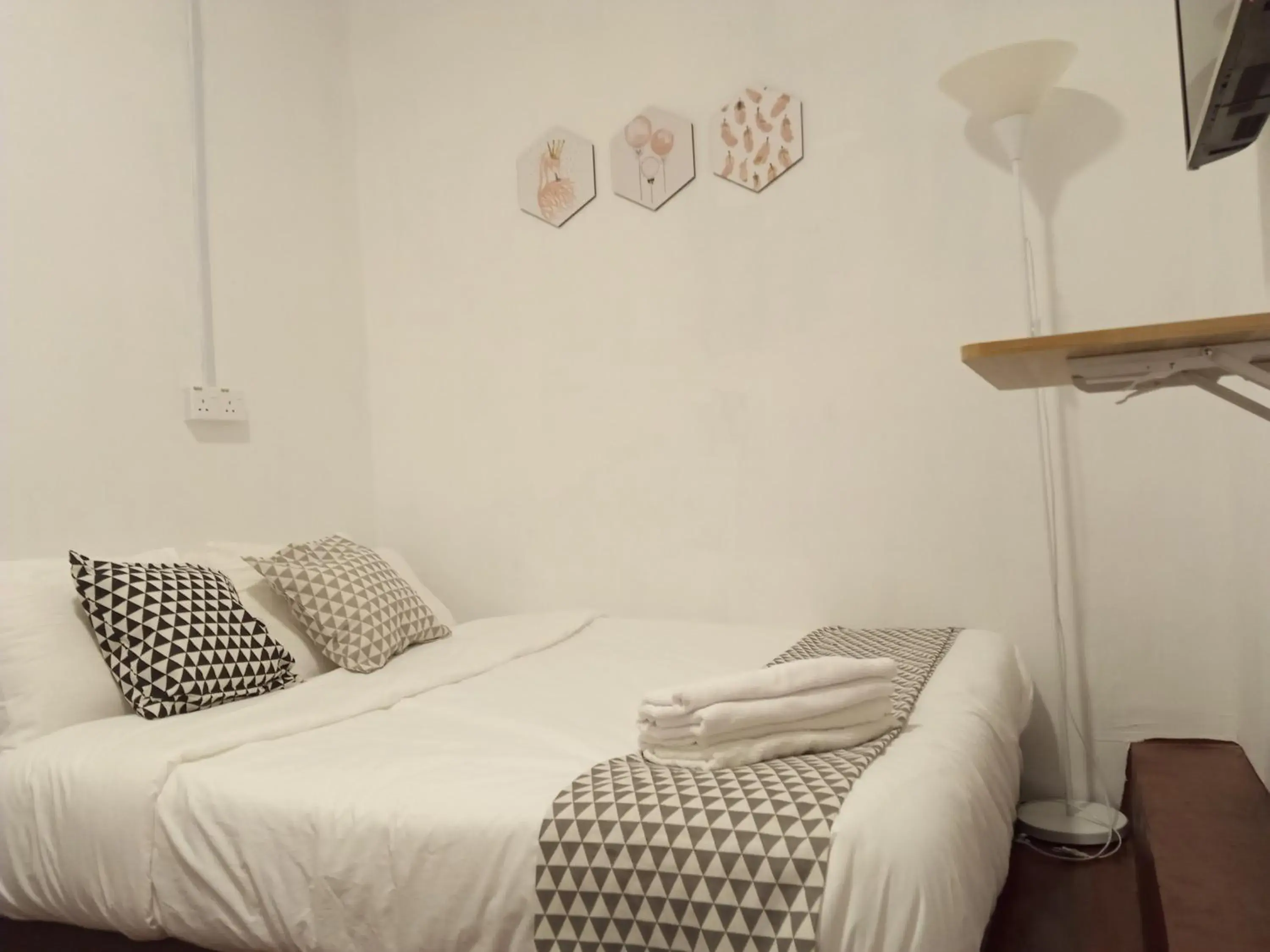 Bed in Pengkalan Dua Bed in Pengkalan Dua