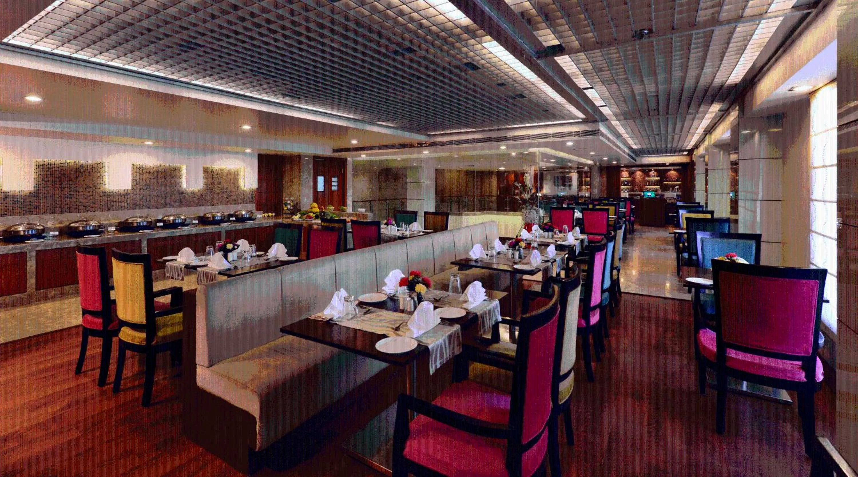 Restaurant/places to eat in Lords Plaza Jaipur