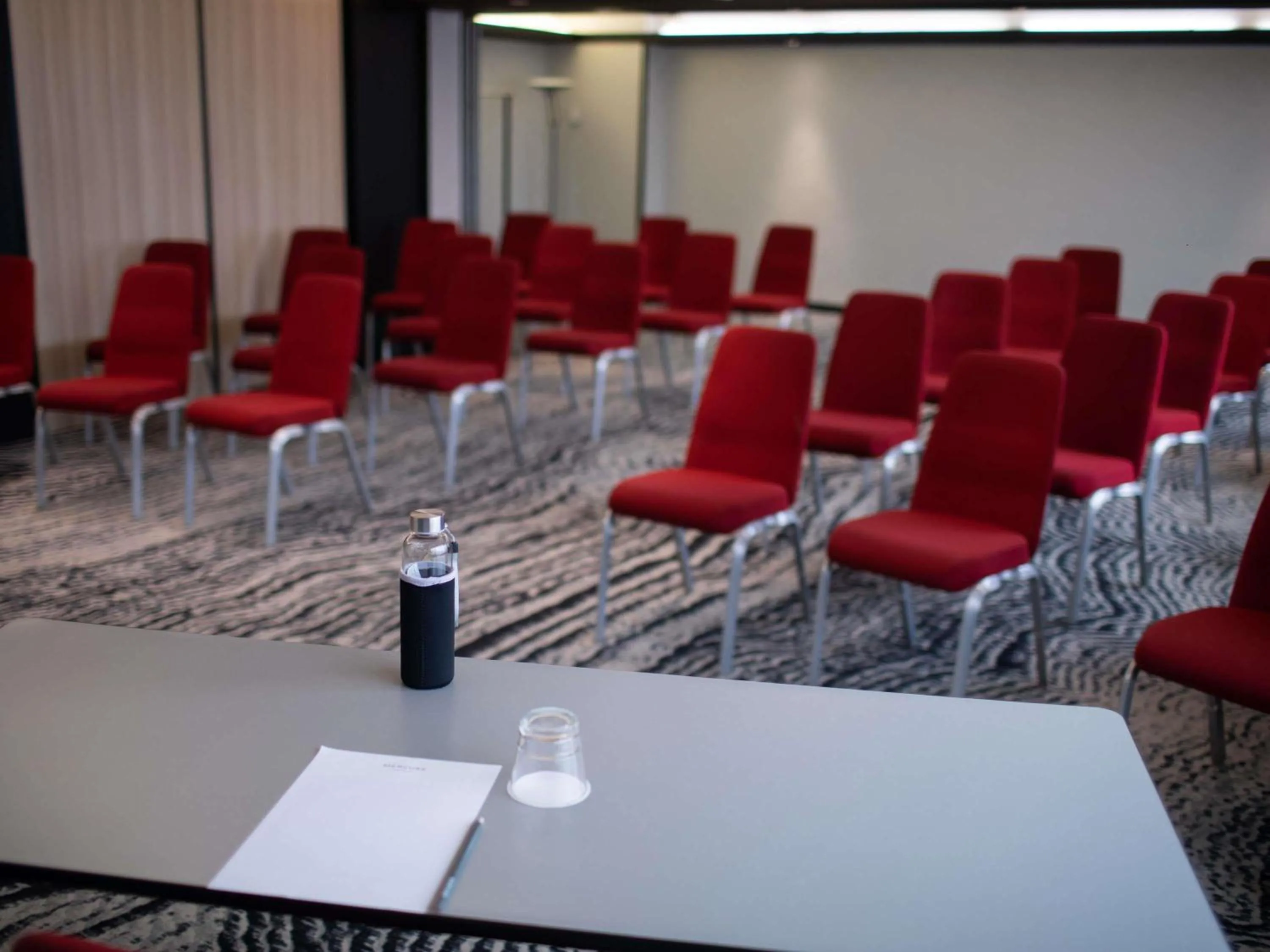 Meeting/conference room in Mercure Lorient Centre