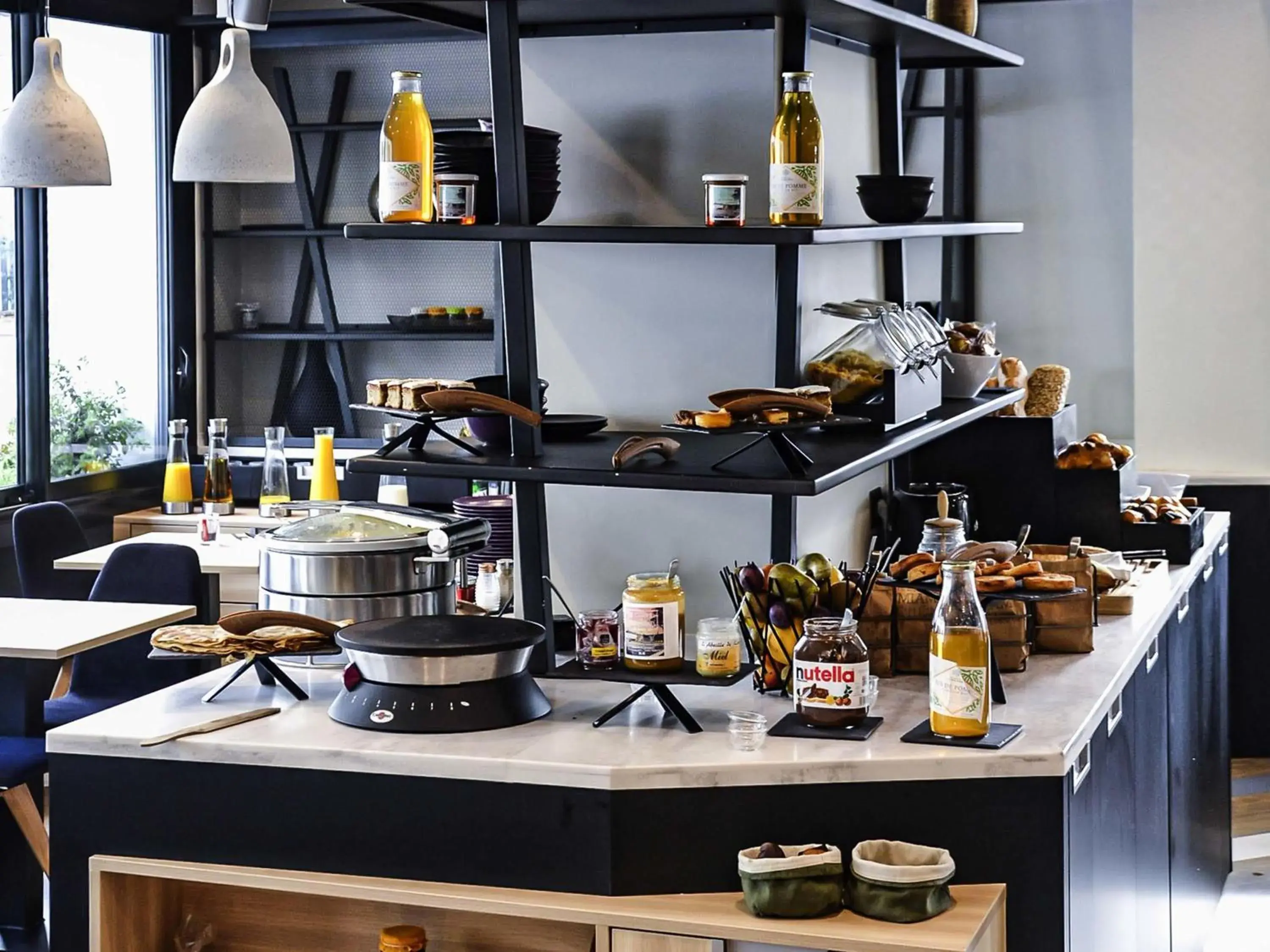 Restaurant/places to eat in Mercure Lorient Centre Restaurant/places to eat in Mercure Lorient Centre