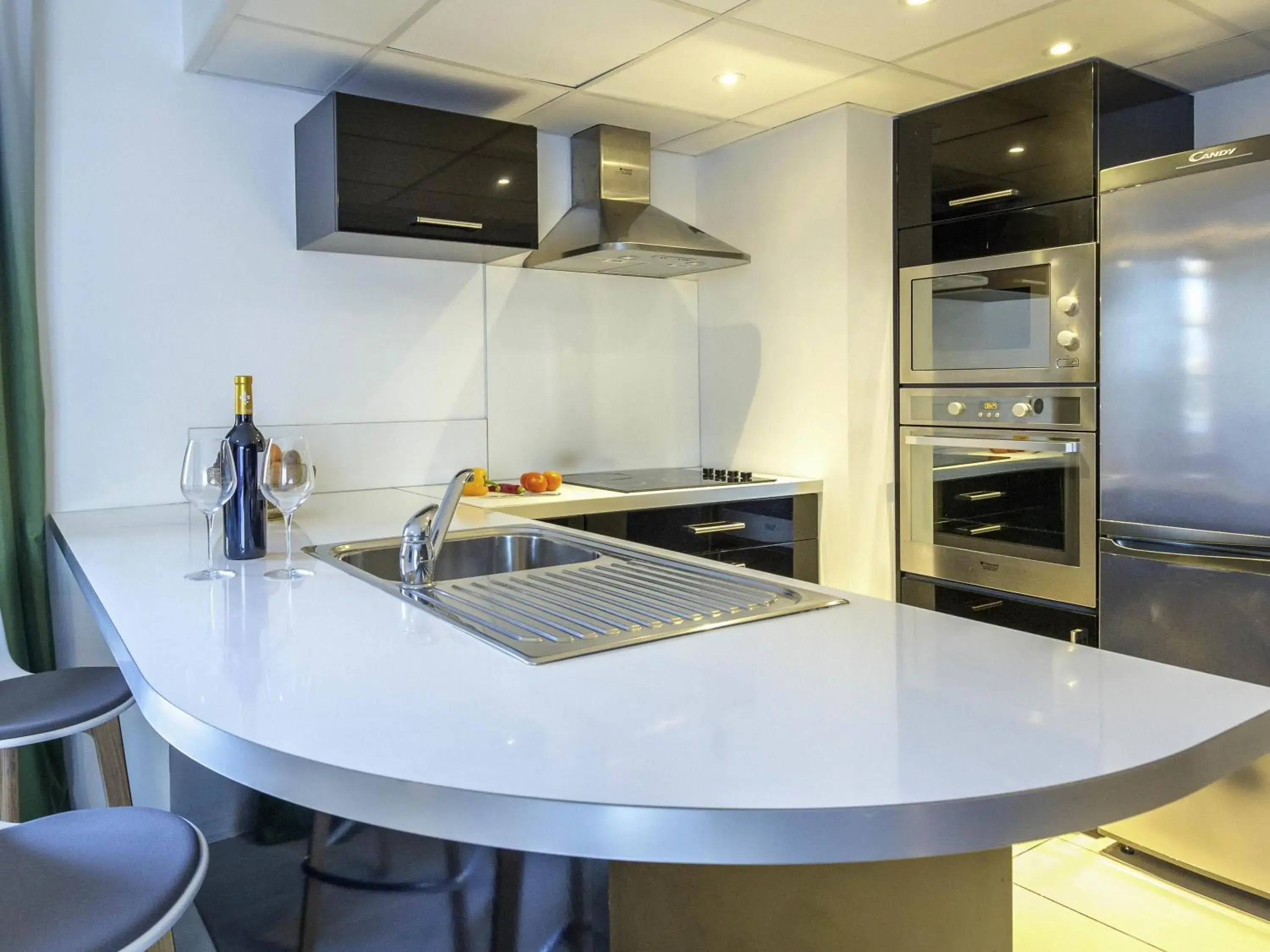 Bedroom in Mercure Hyères Centre Côte d'Azur Bedroom in Mercure Hyères Centre Côte d'Azur