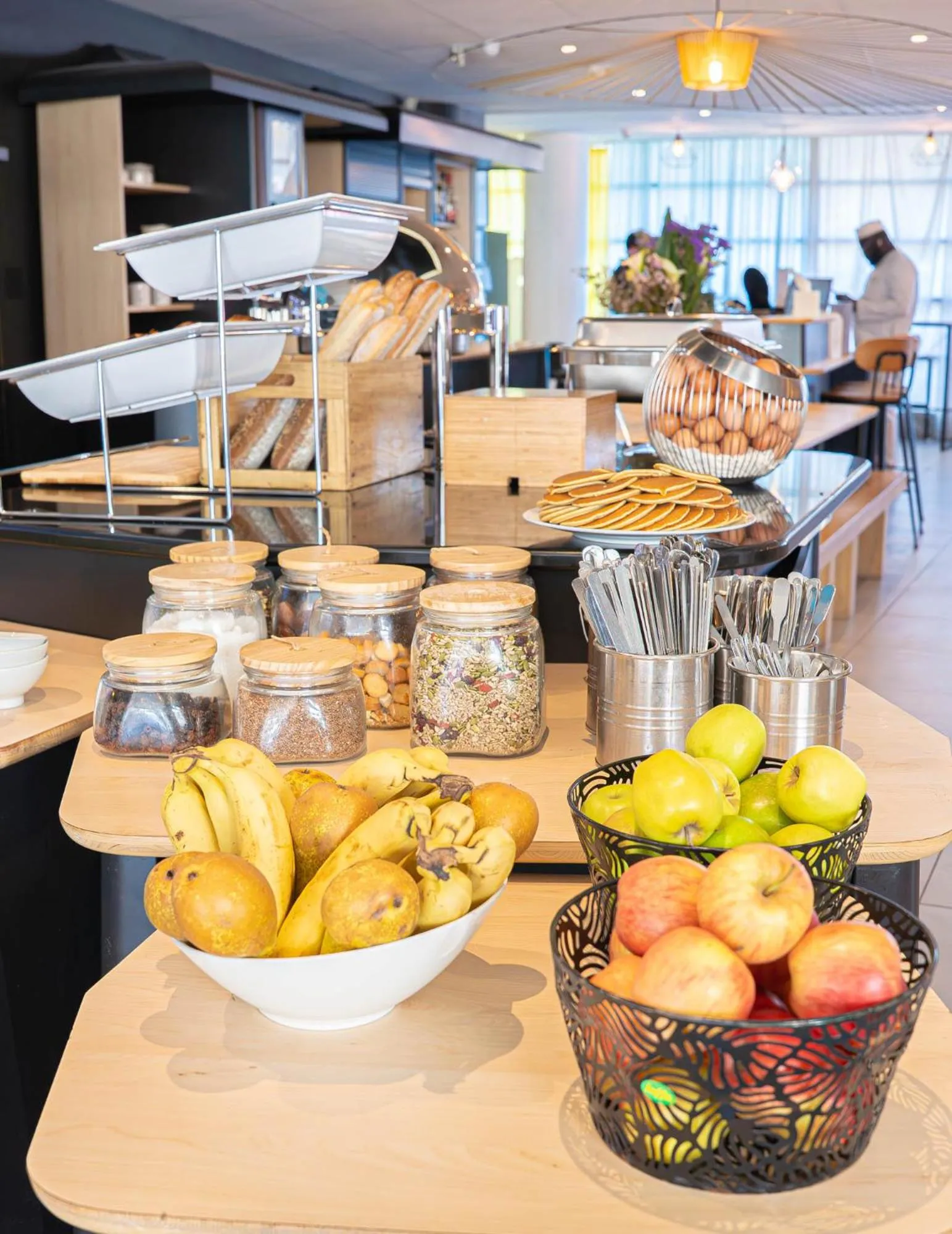 Breakfast in Novotel Suites Paris Montreuil Vincennes