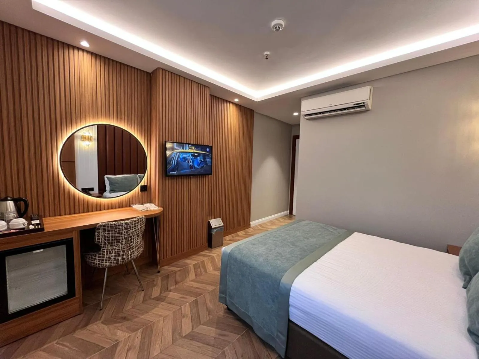 Bed in Gumus Palace Hotel