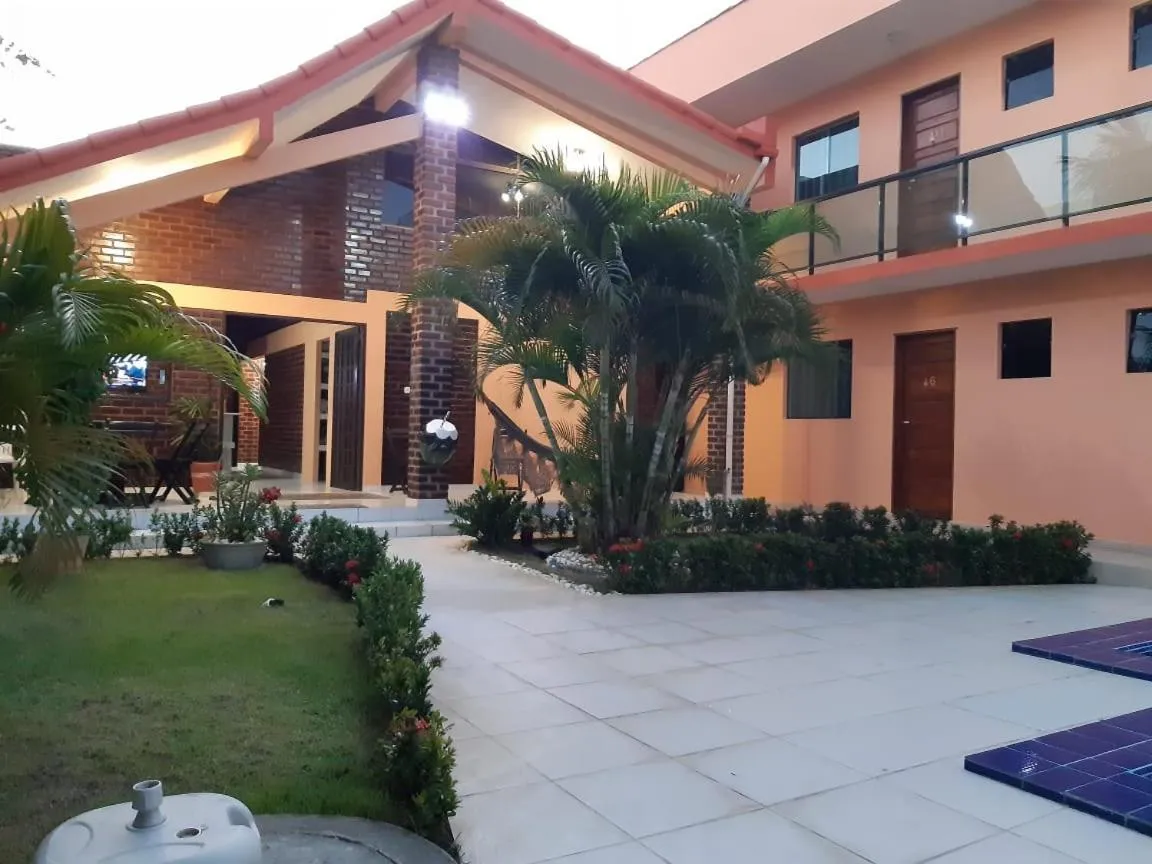 Property building in Pousada Málaga