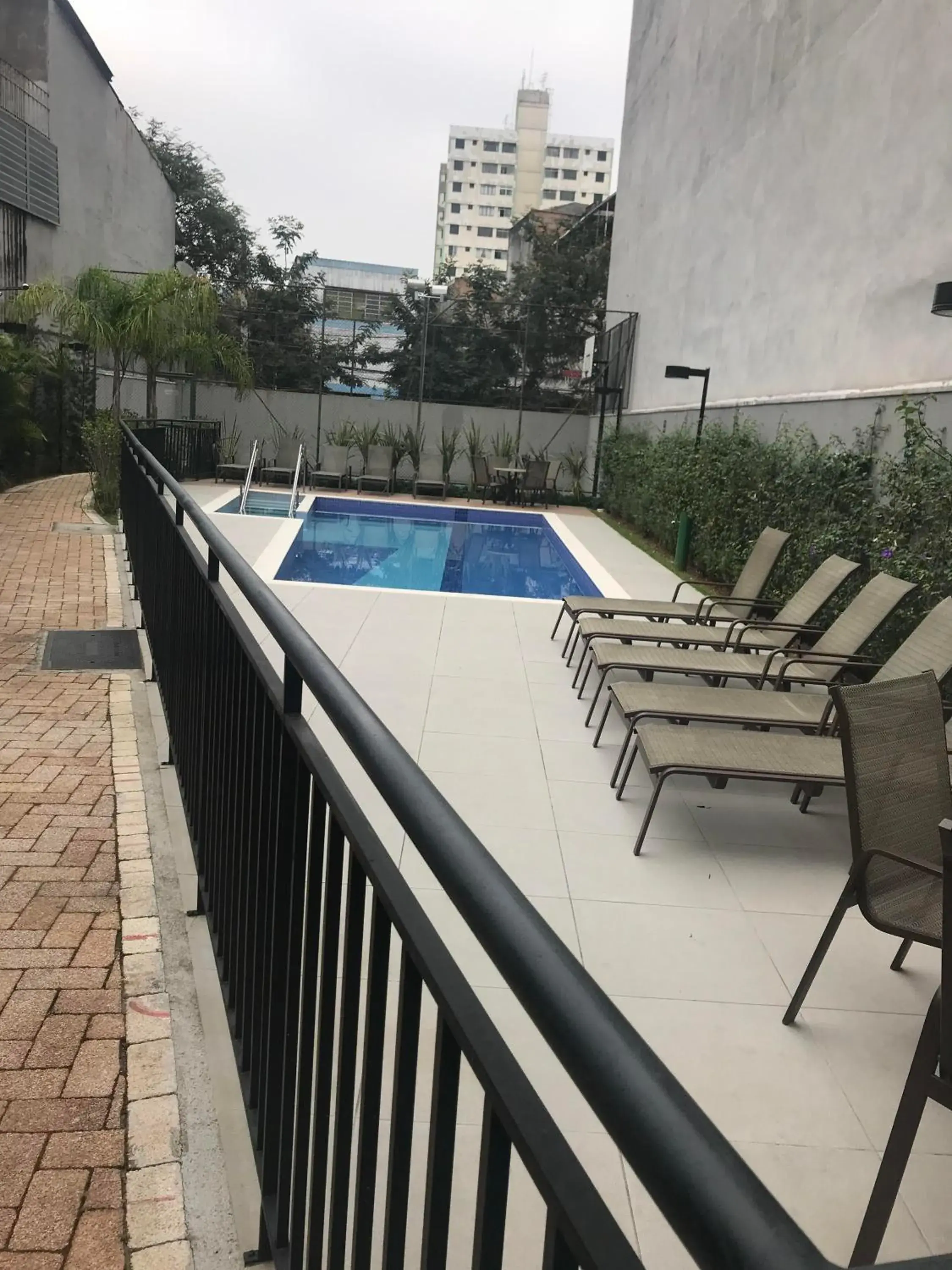 Studio expo norte Bras SP feira da madrugada Piscina Aquecida e Estacionamento Gratuito Studio expo norte Bras SP feira da madrugada Piscina Aquecida e Estacionamento Gratuito