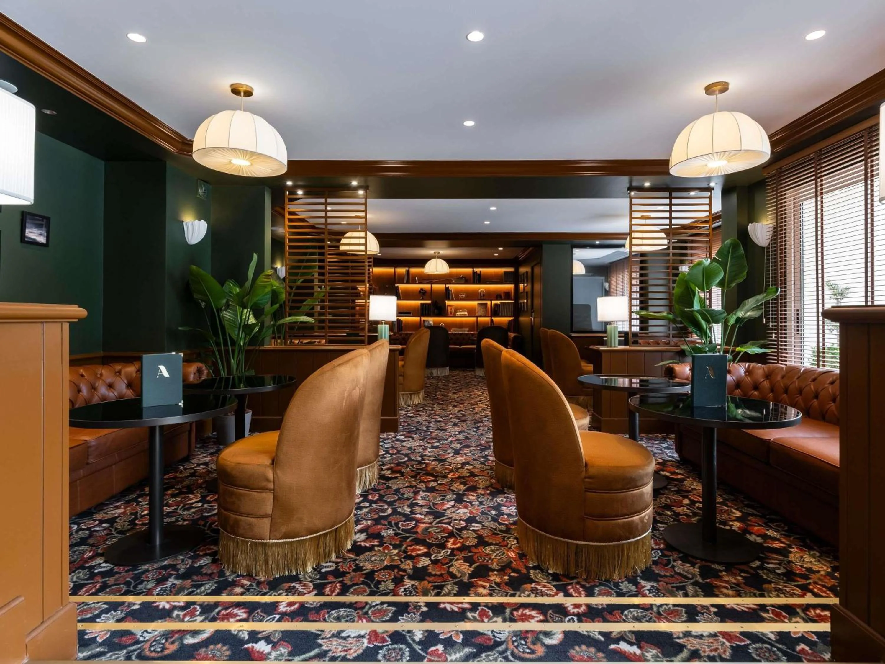 Property building in Mercure Bayeux Omaha Beach