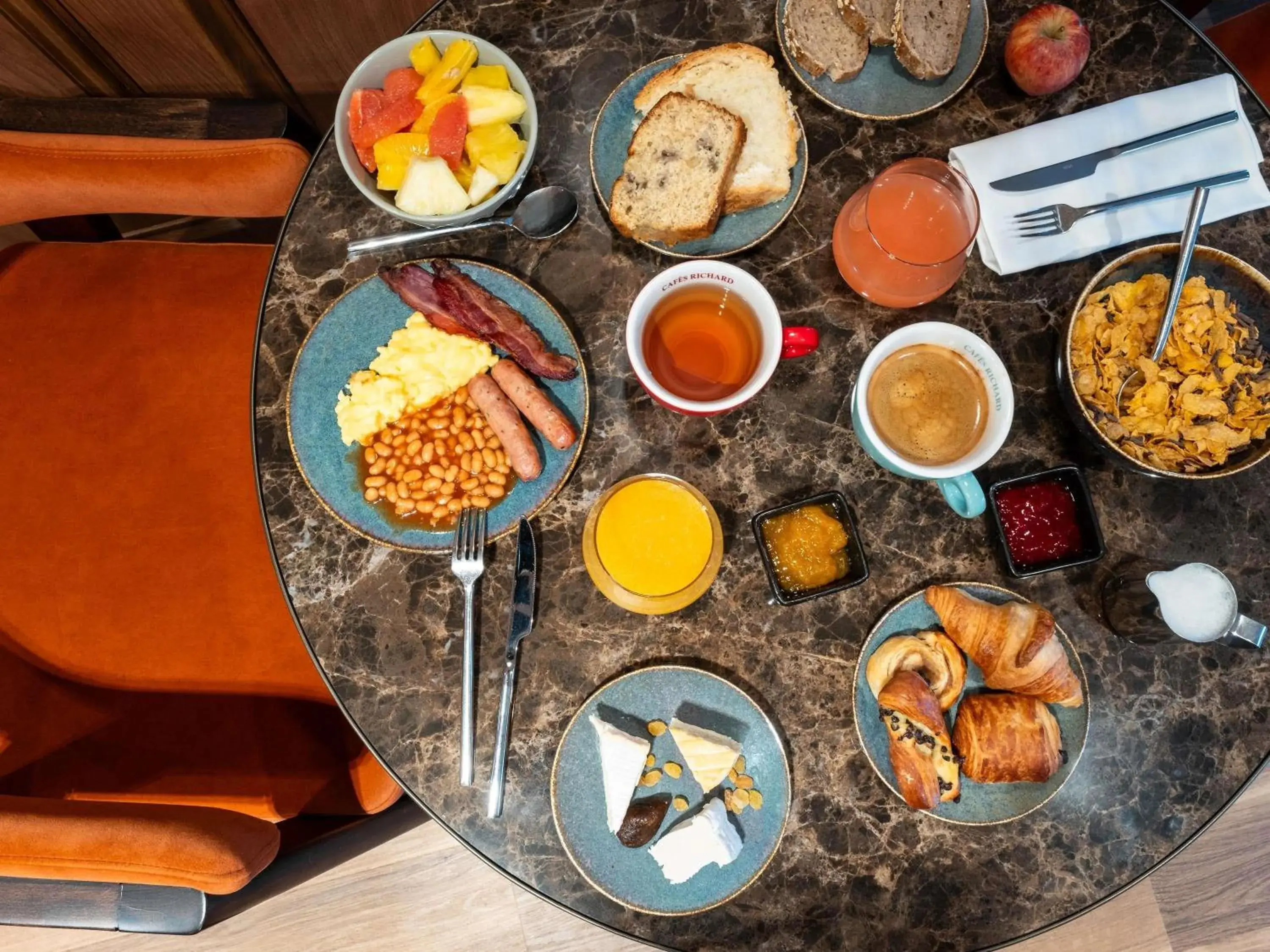 Breakfast in Mercure Bayeux Omaha Beach Breakfast in Mercure Bayeux Omaha Beach