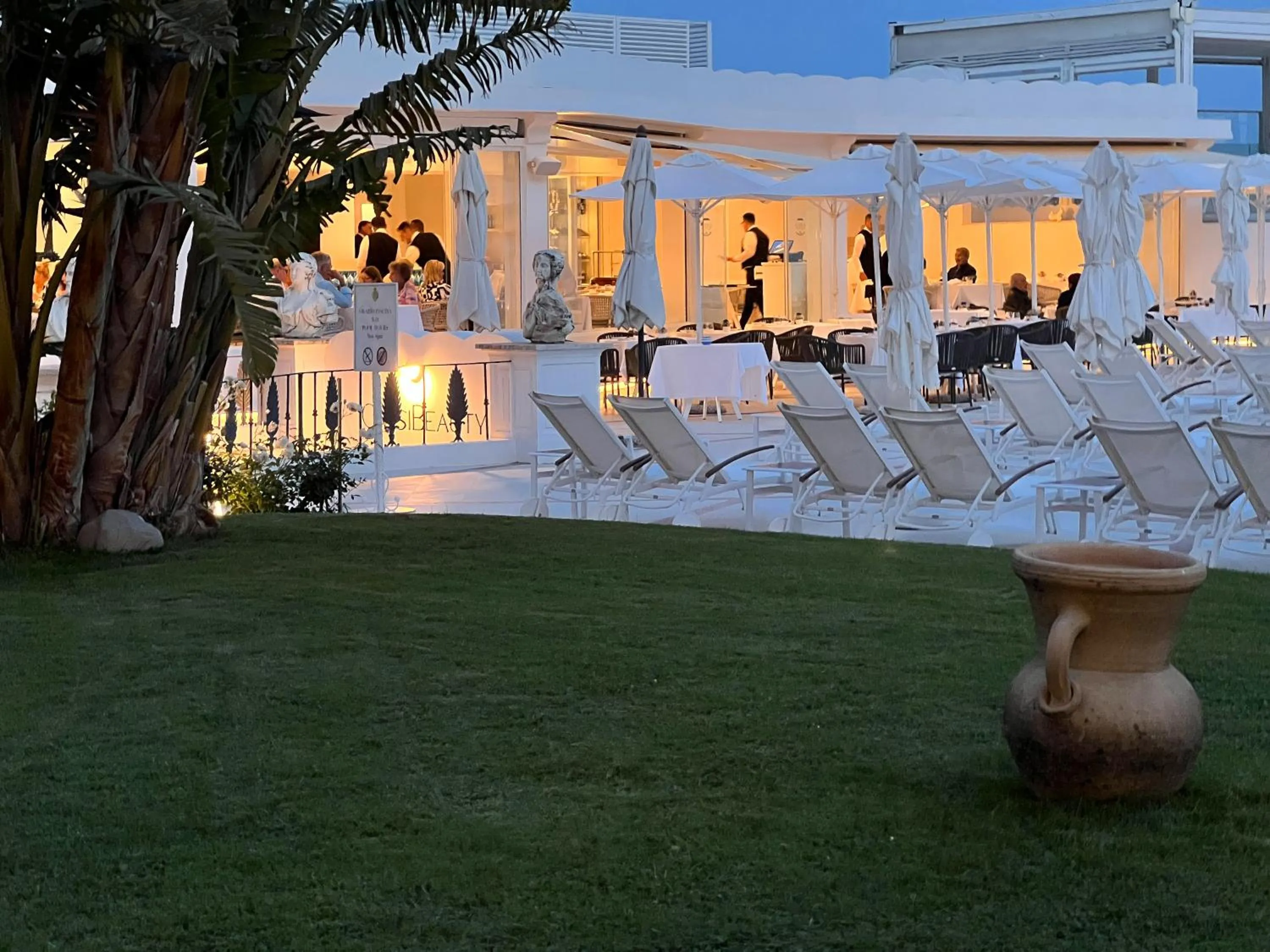 Restaurant/places to eat in Hotel Quisisana