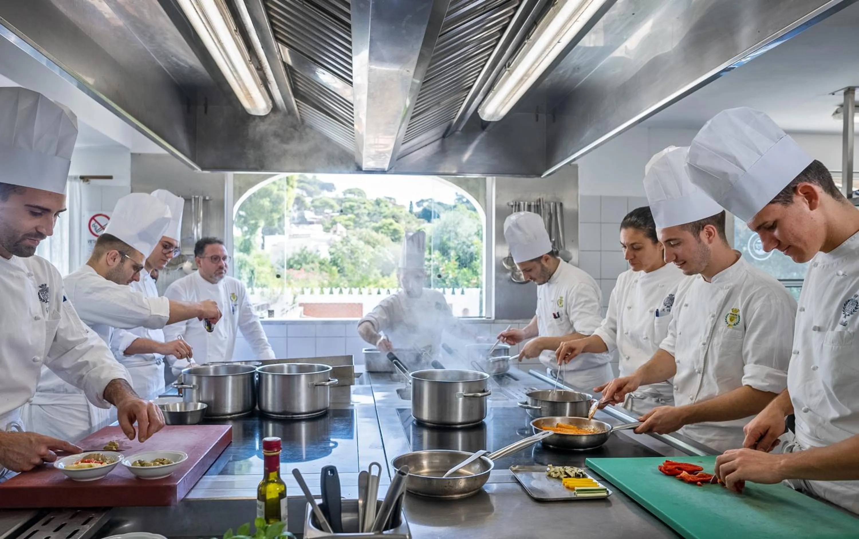 Kitchen or kitchenette in Hotel Quisisana