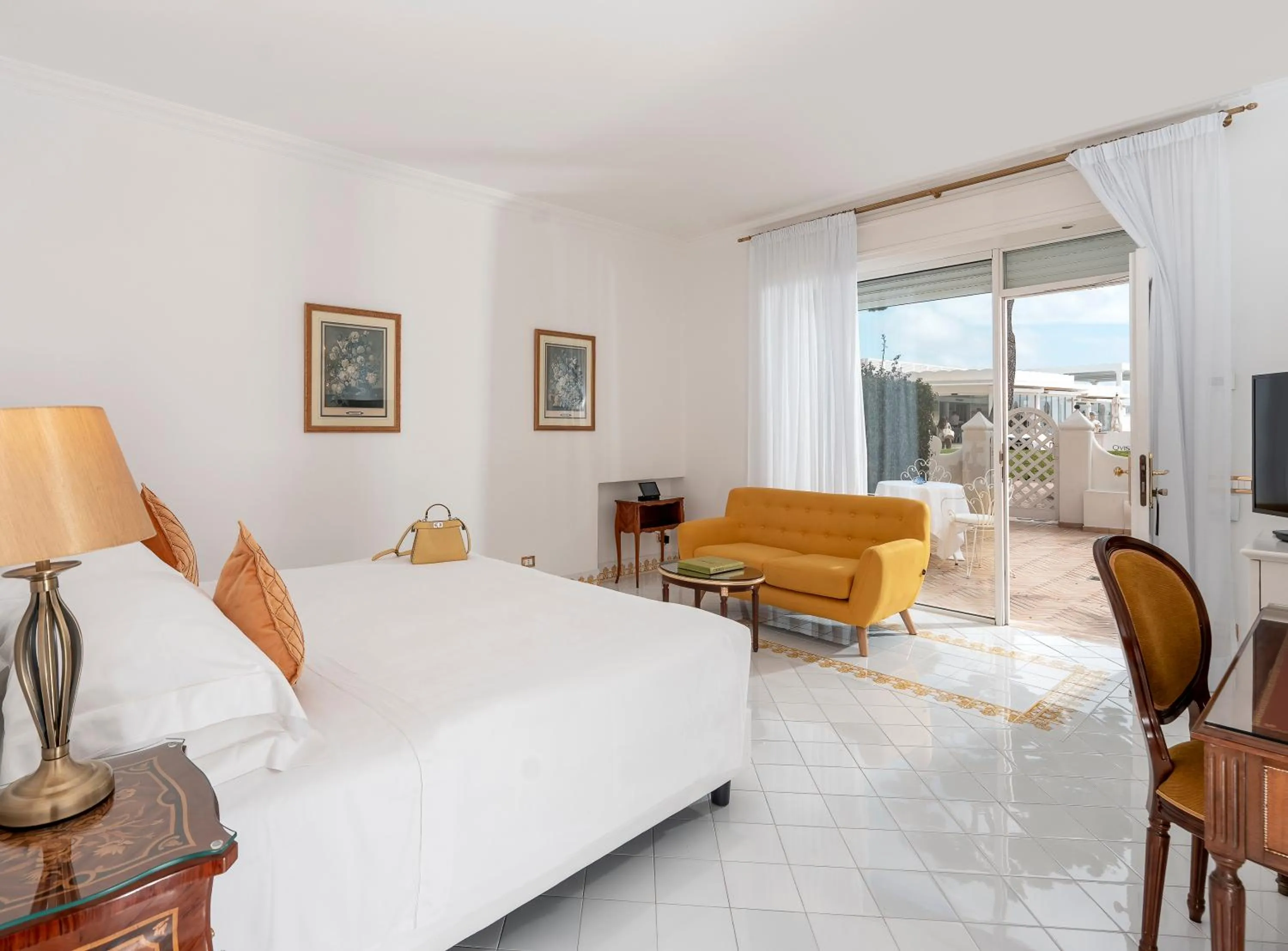 Bedroom, Bed in Hotel Quisisana