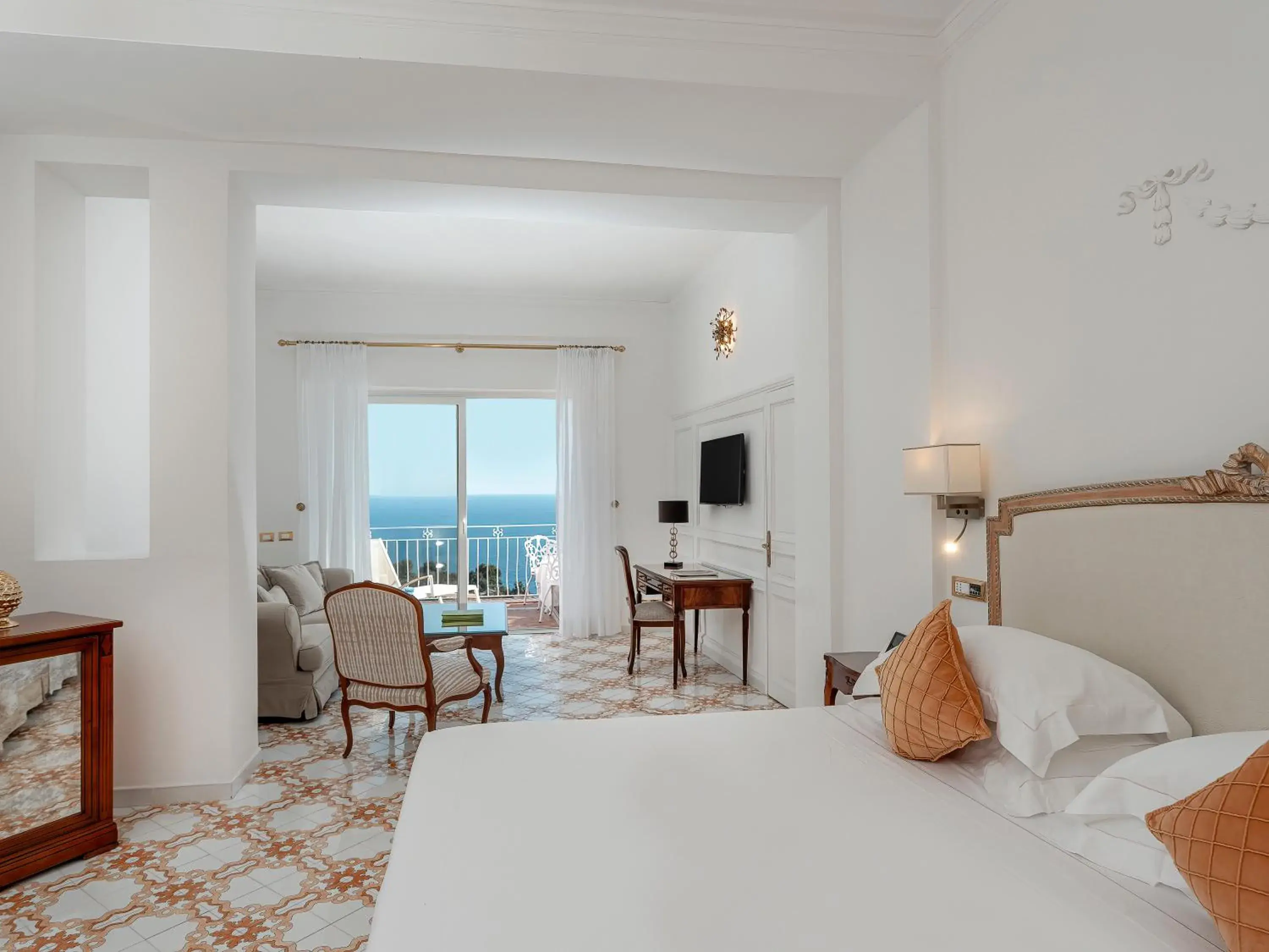 Junior Suite with Sea View in Hotel Quisisana Junior Suite with Sea View in Hotel Quisisana