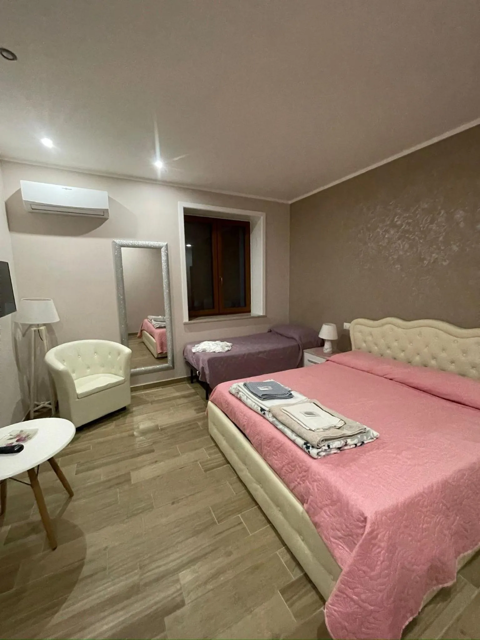 Bed in VILLA IZZO B&B