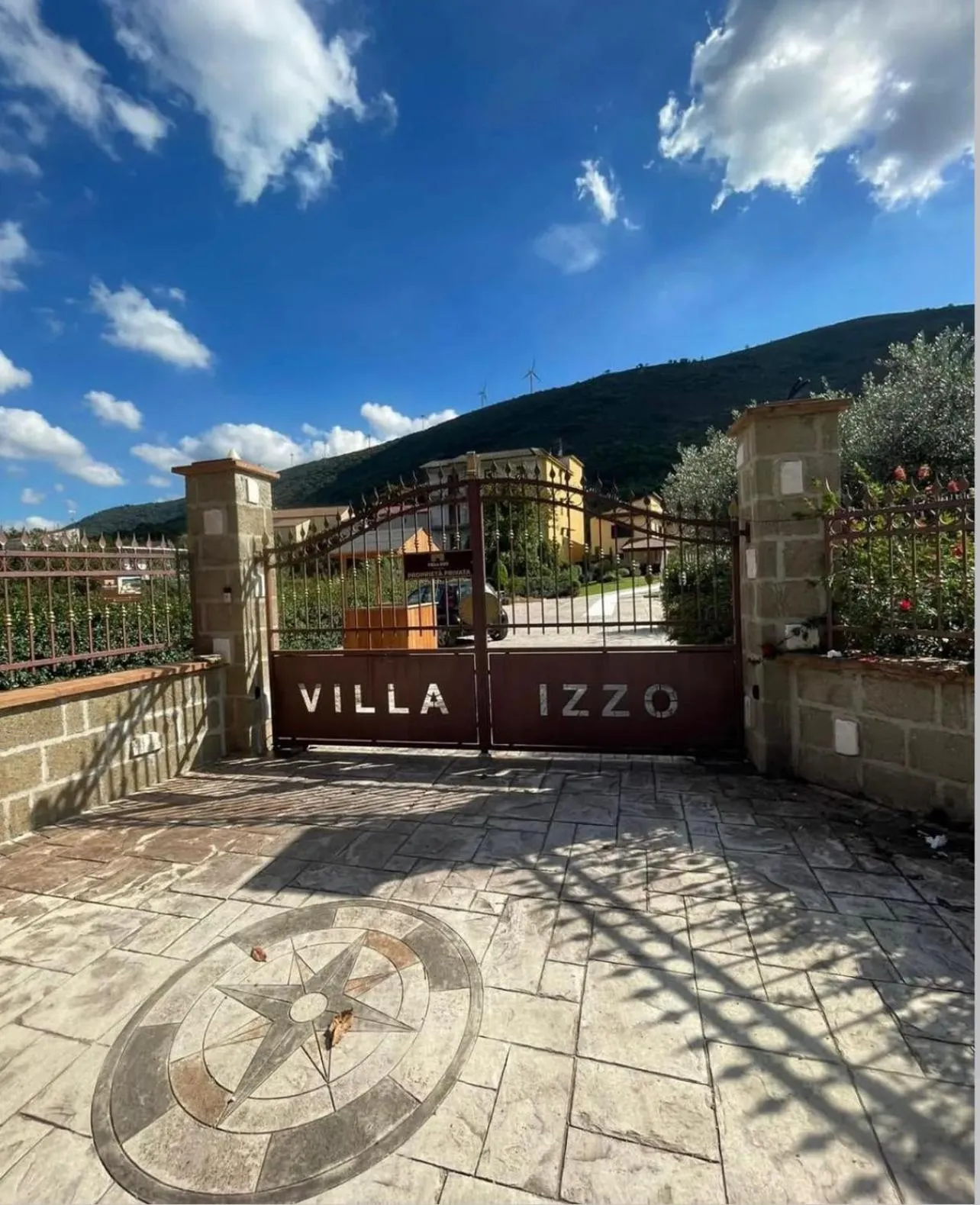 VILLA IZZO B&B