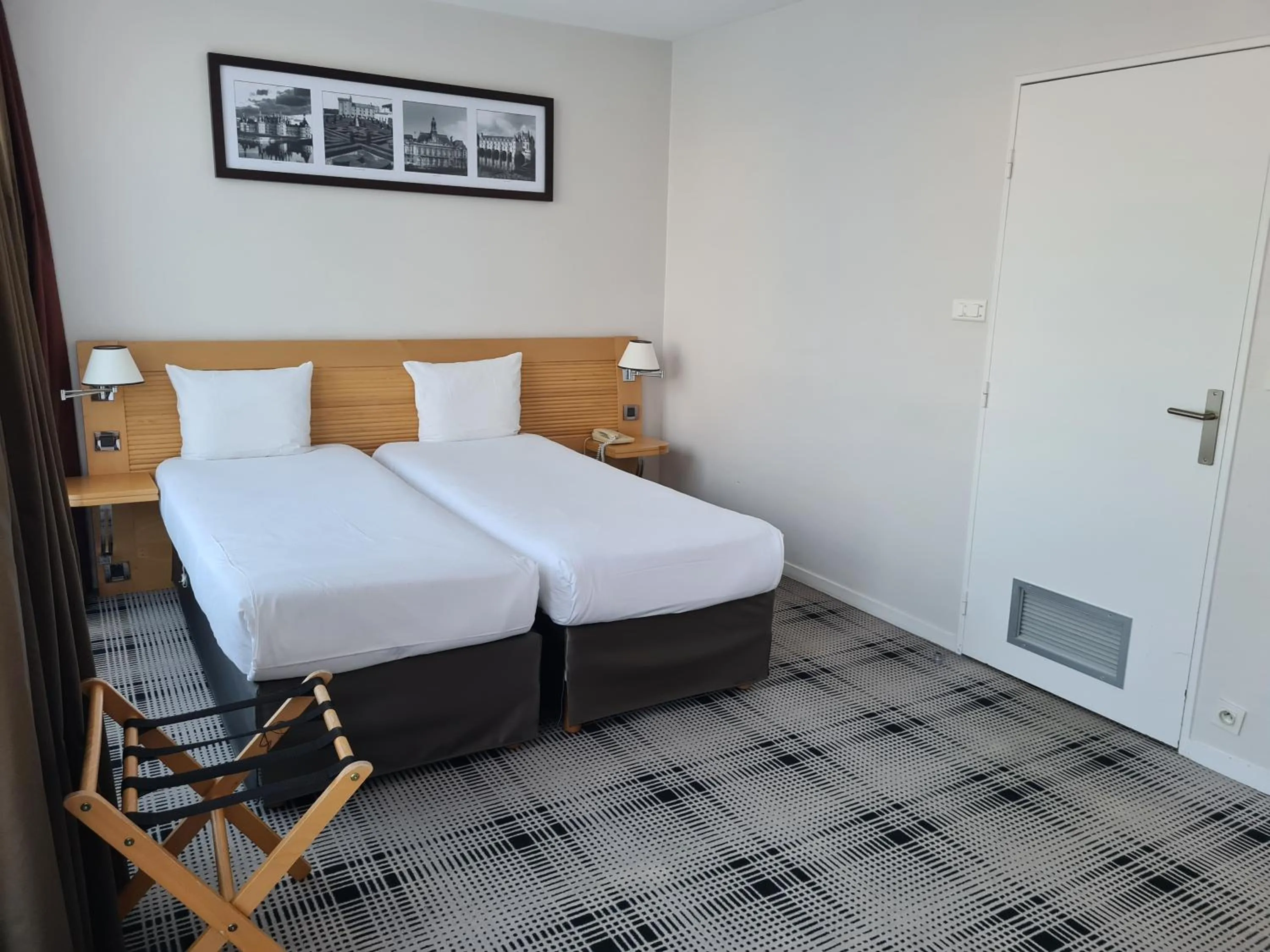 Bed in Mercure Tours Centre Gare et Congrès