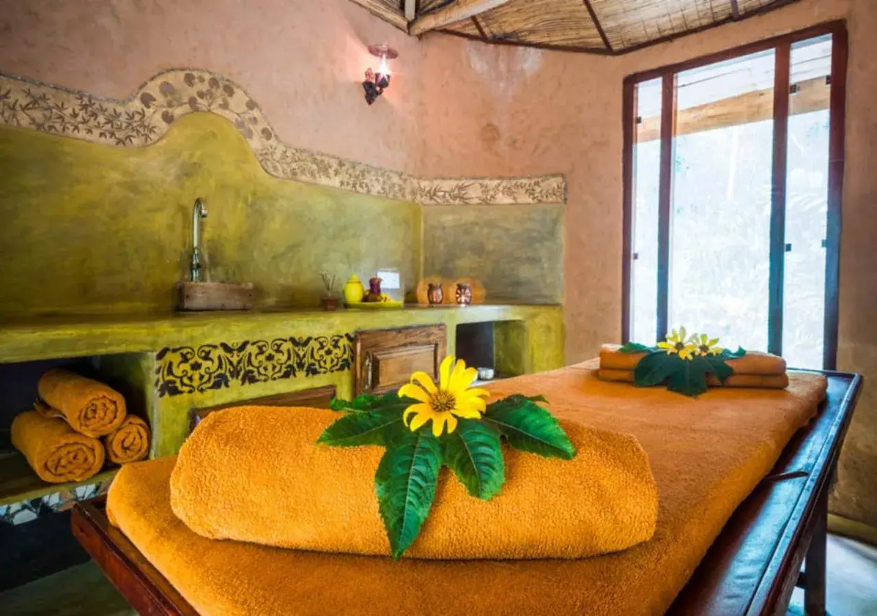 Spa and wellness centre/facilities in Yasmin Hill Longevity Oasis Spa and wellness centre/facilities in Yasmin Hill Longevity Oasis