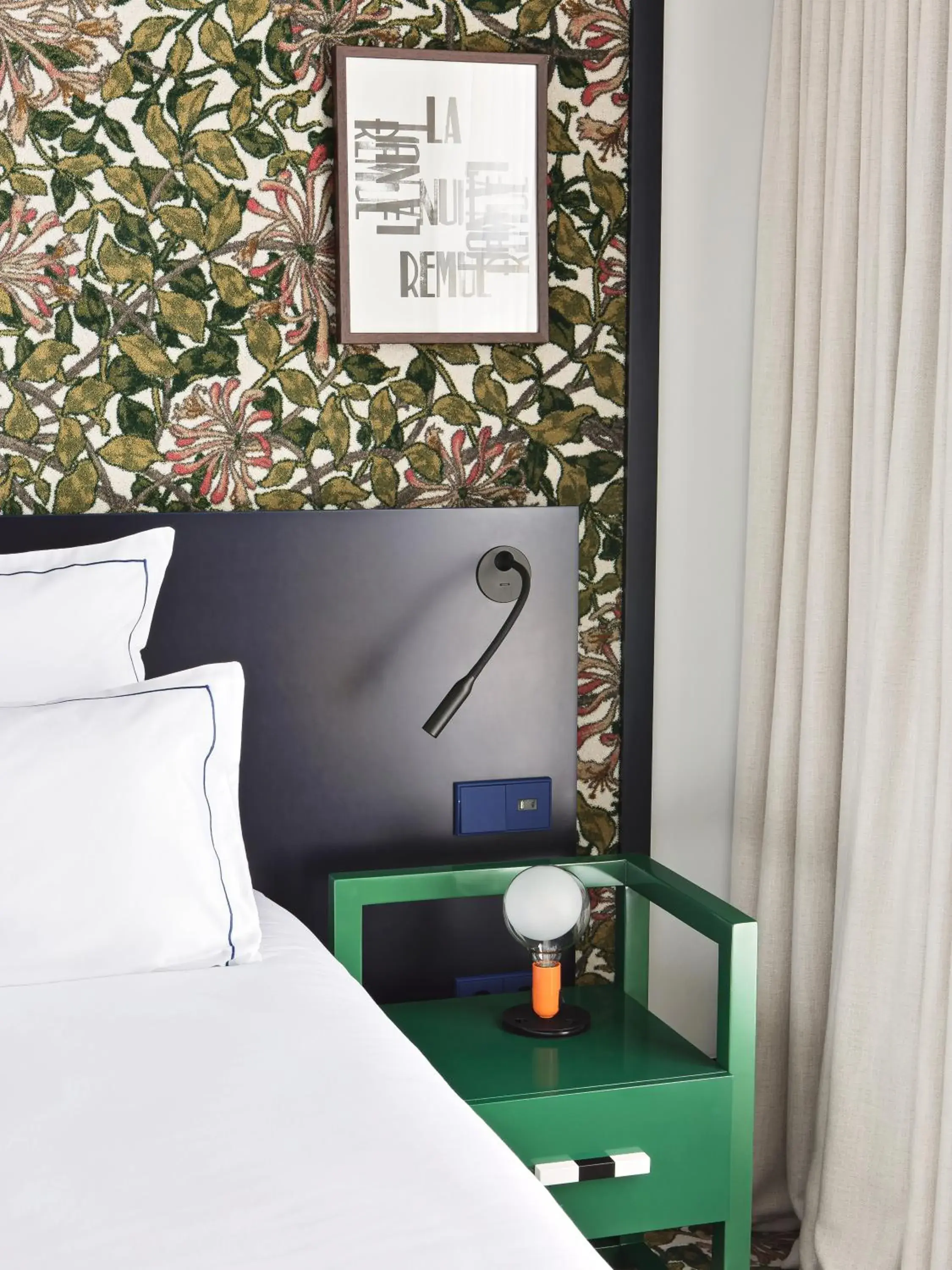 Bed in Hôtel Rosalie Bed in Hôtel Rosalie