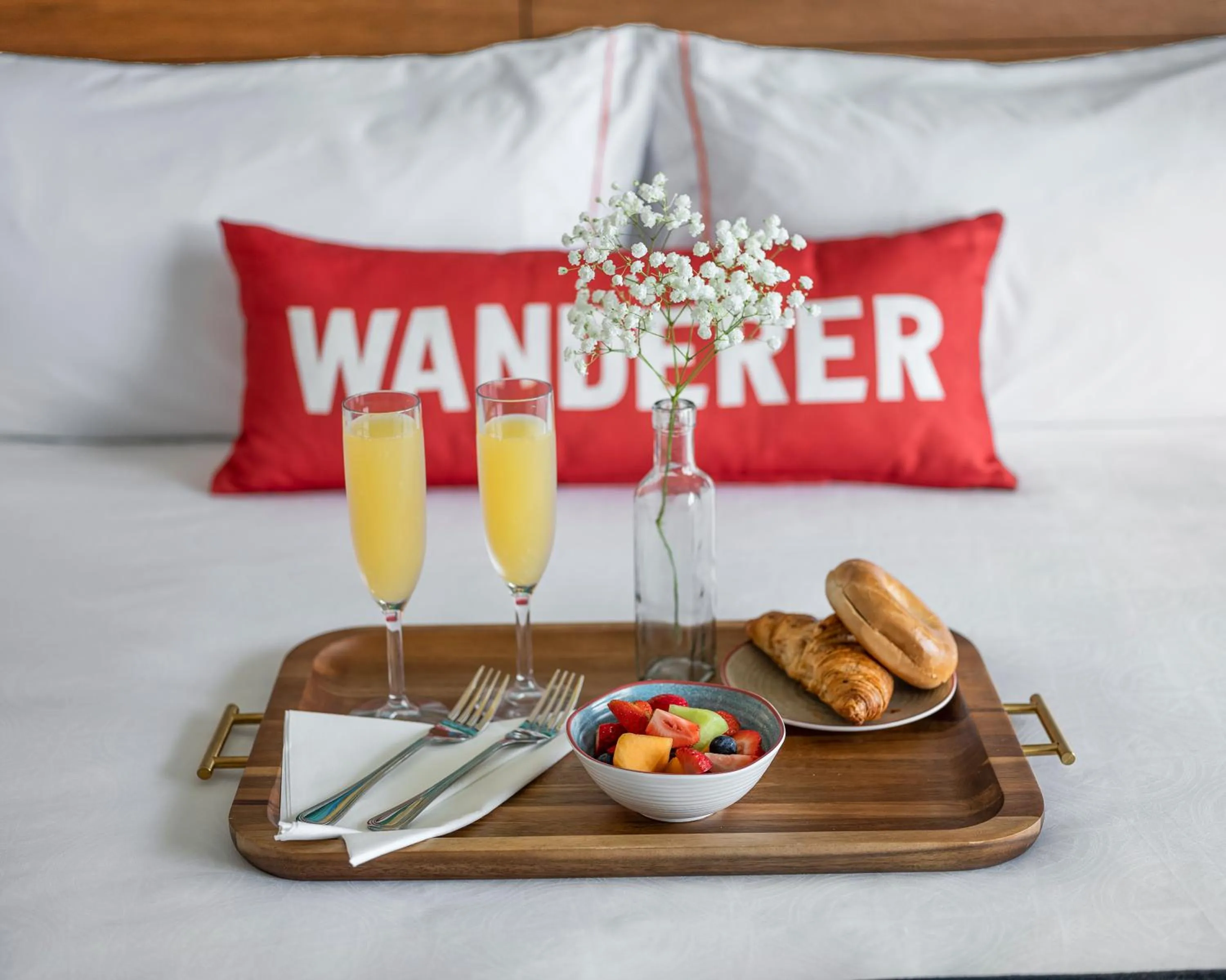 Bedroom in Compass Hotel by Margaritaville Anna Maria Sound