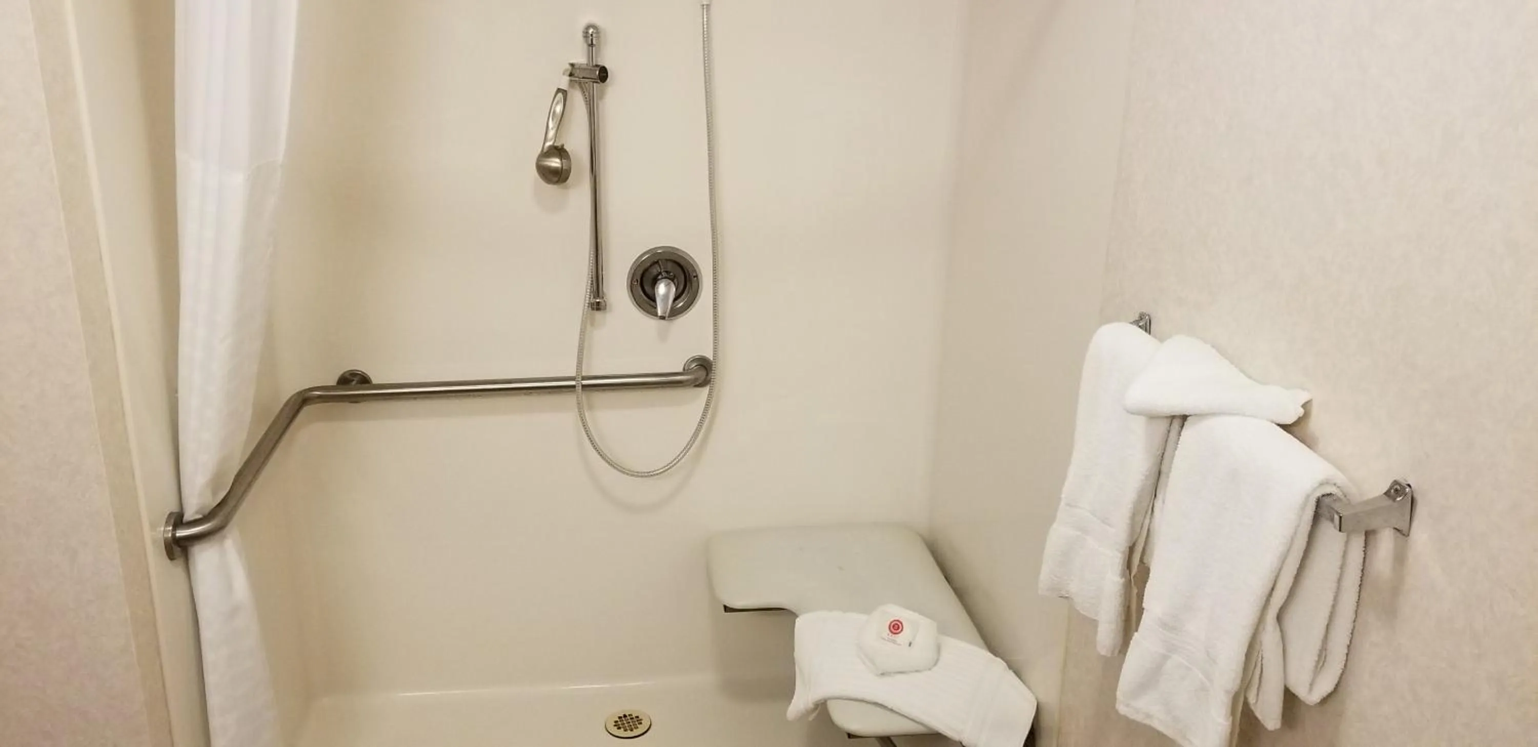 Quadruple Room - Disability Access in FairBridge Inn & Suites Batavia-Darien Amusement Park