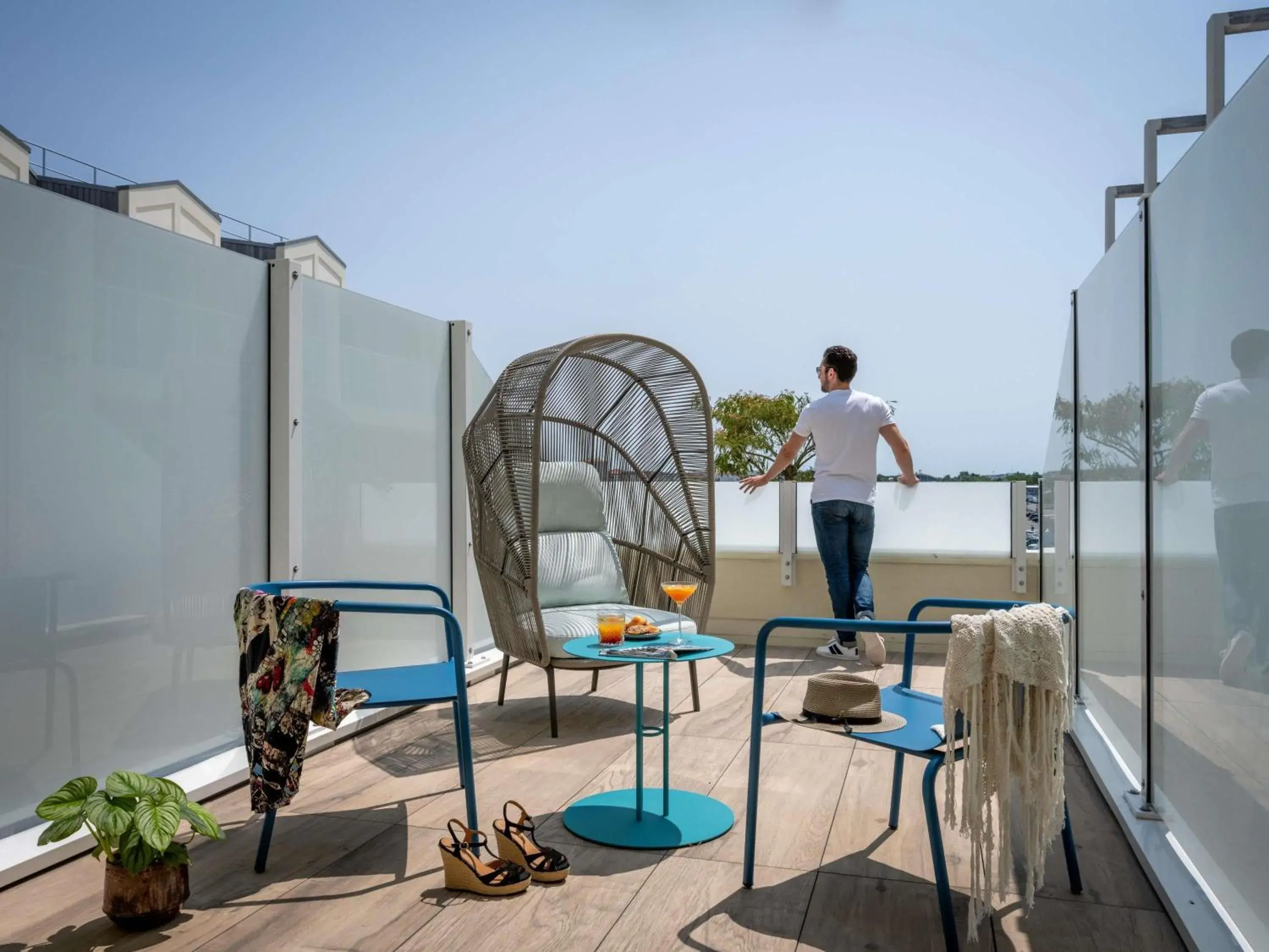 Bedroom in Mercure La Rochelle Vieux Port Bedroom in Mercure La Rochelle Vieux Port