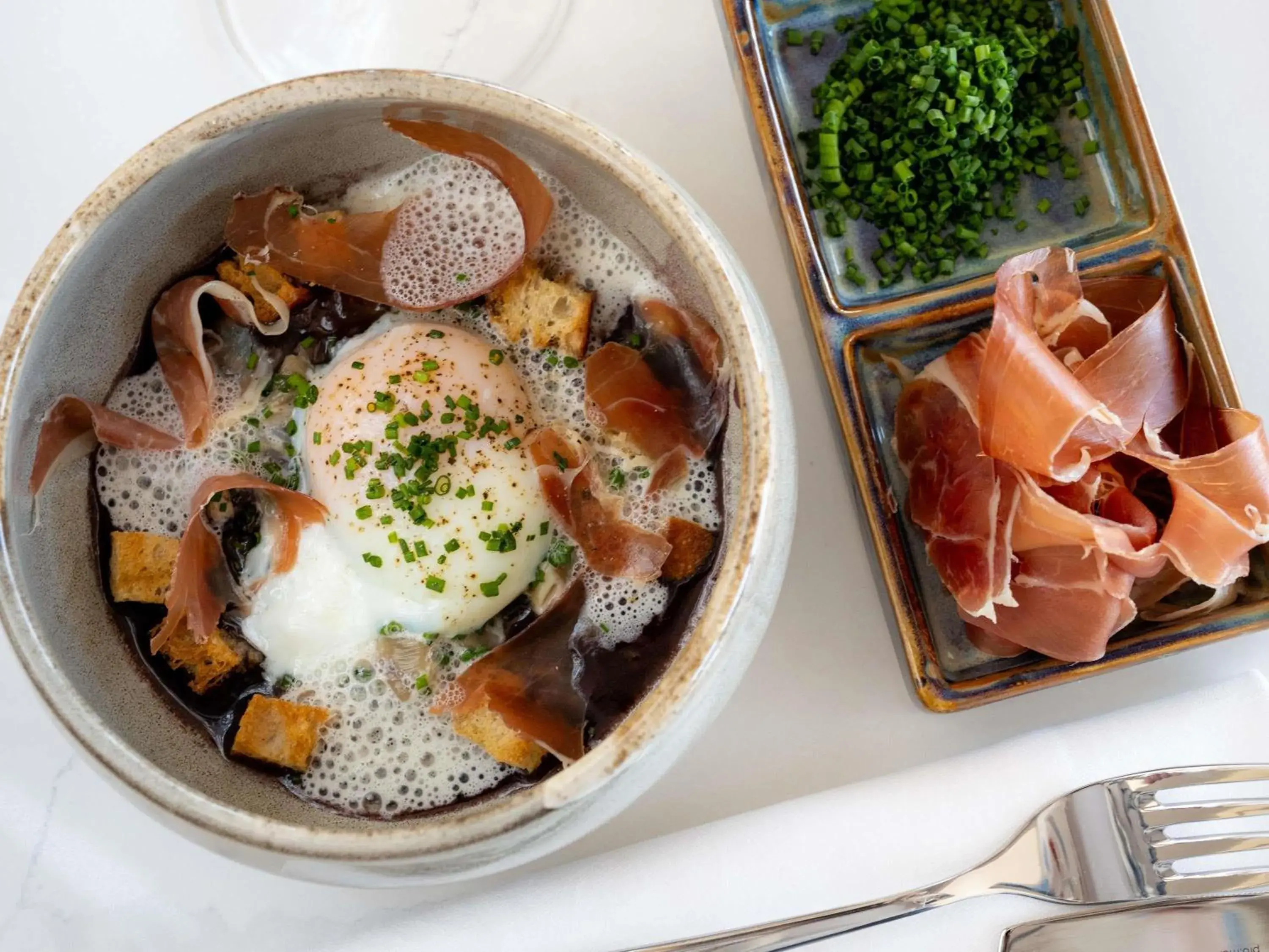 Restaurant/places to eat in Mercure La Rochelle Vieux Port Restaurant/places to eat in Mercure La Rochelle Vieux Port