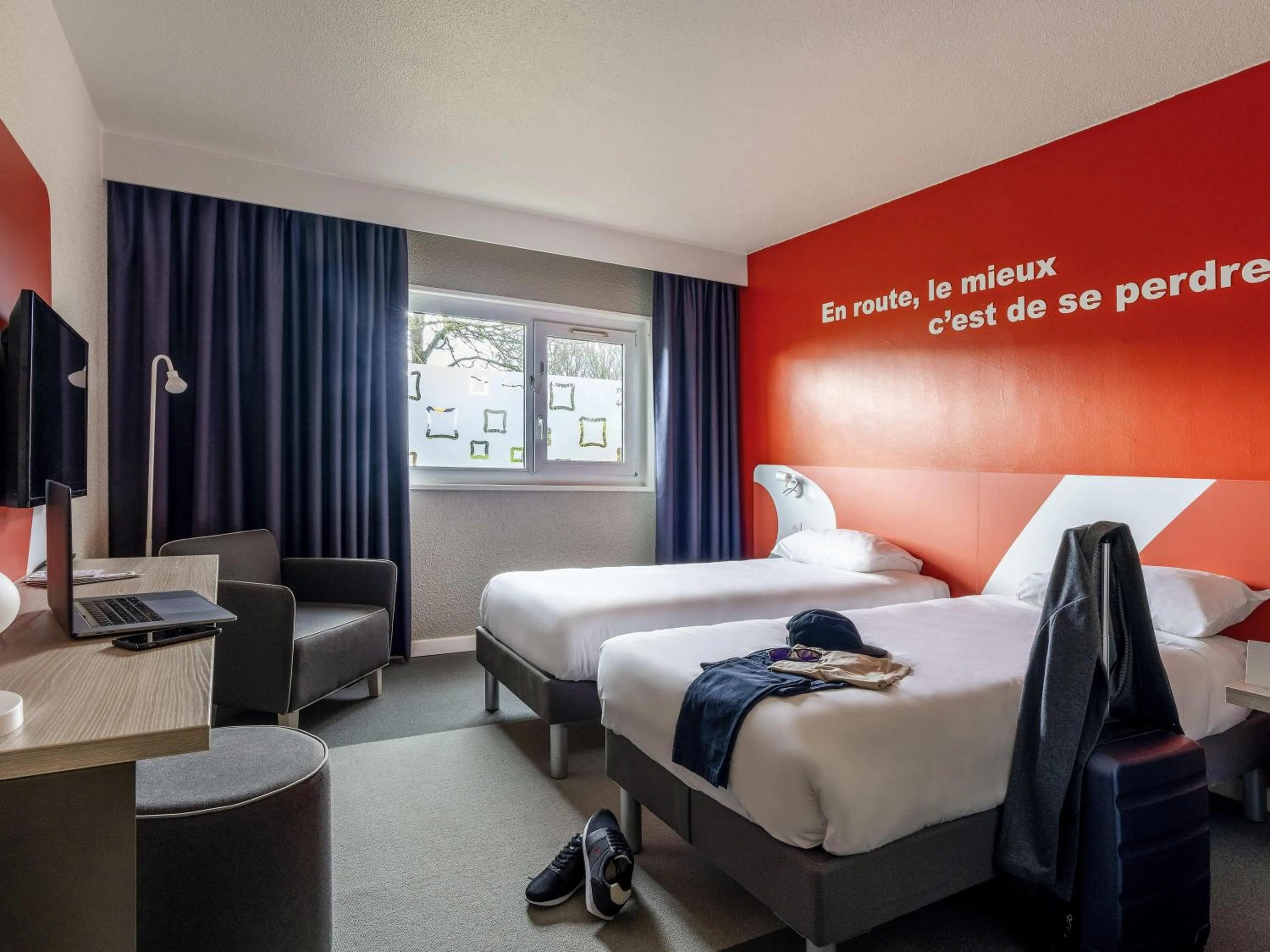 Bedroom, Bed in ibis Styles Beauvais