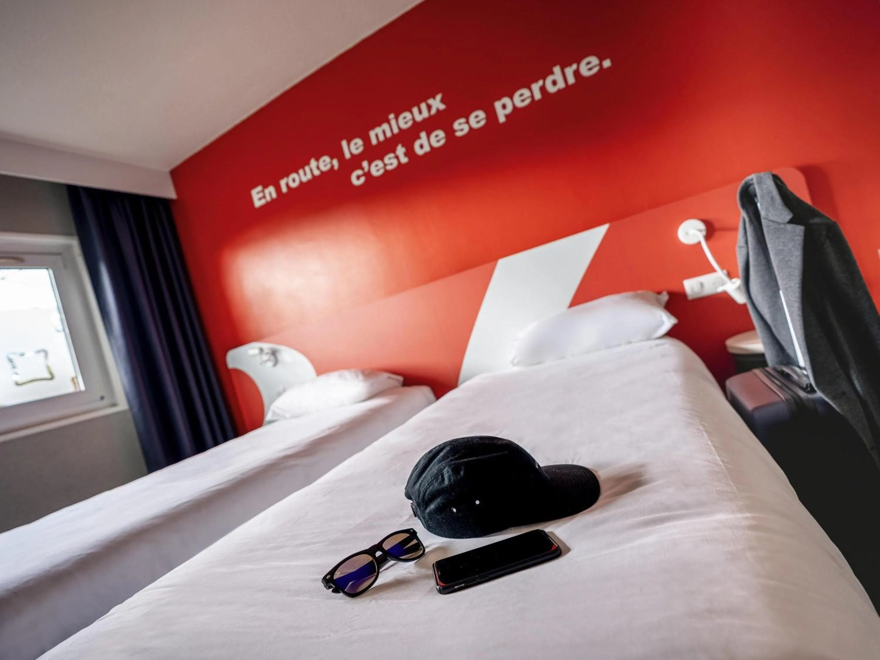 Bedroom, Bed in ibis Styles Beauvais
