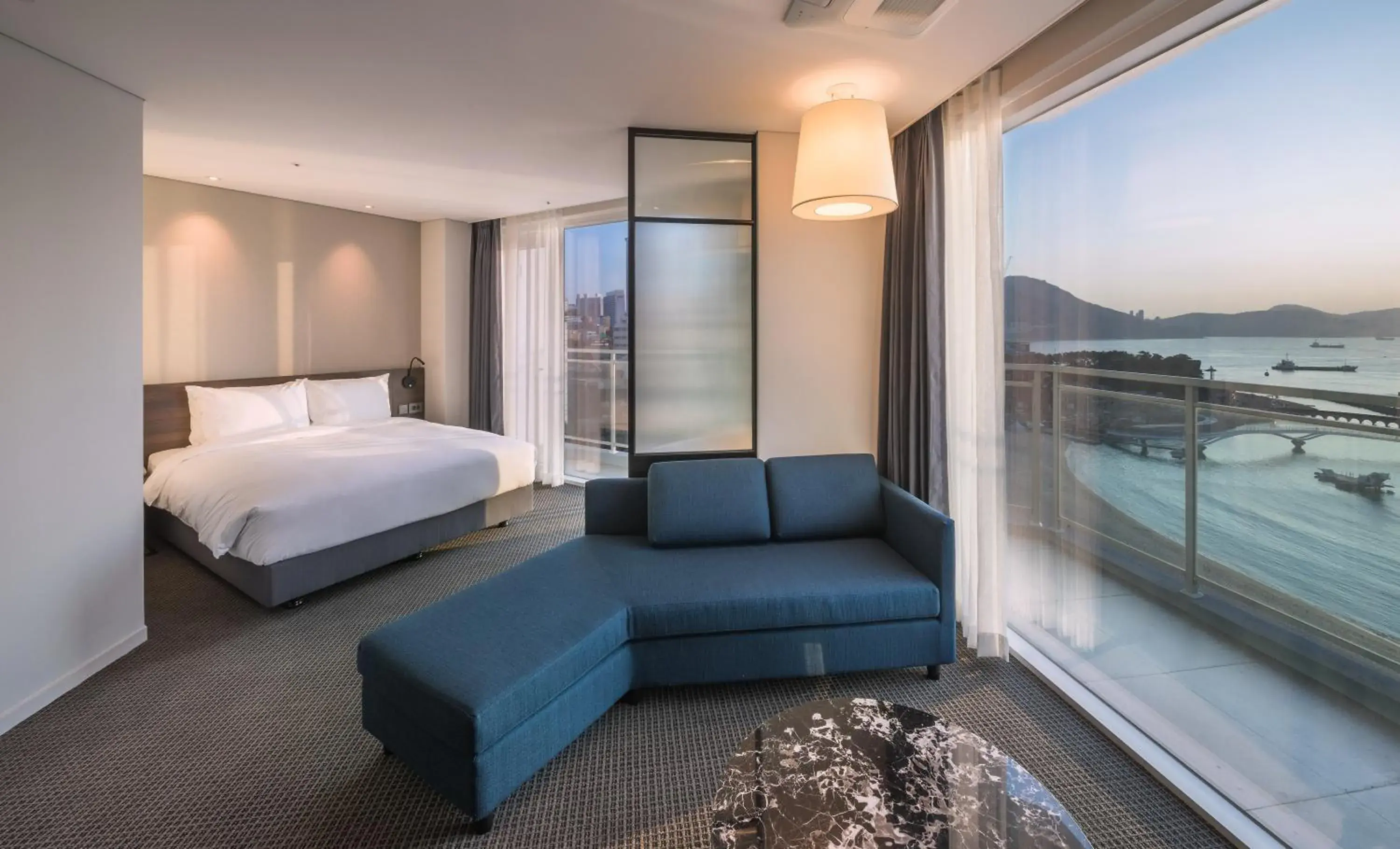 Photo of the whole room, Bed in Grab The Ocean Songdo Photo of the whole room, Bed in Grab The Ocean Songdo
