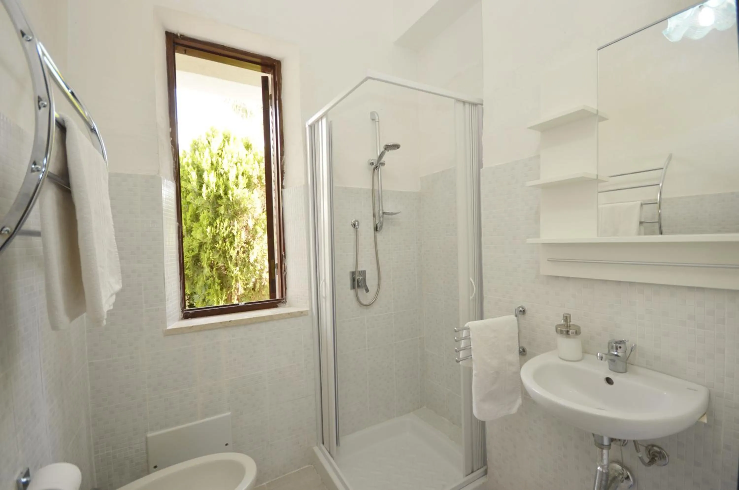 Shower in Alba Chiara B&B