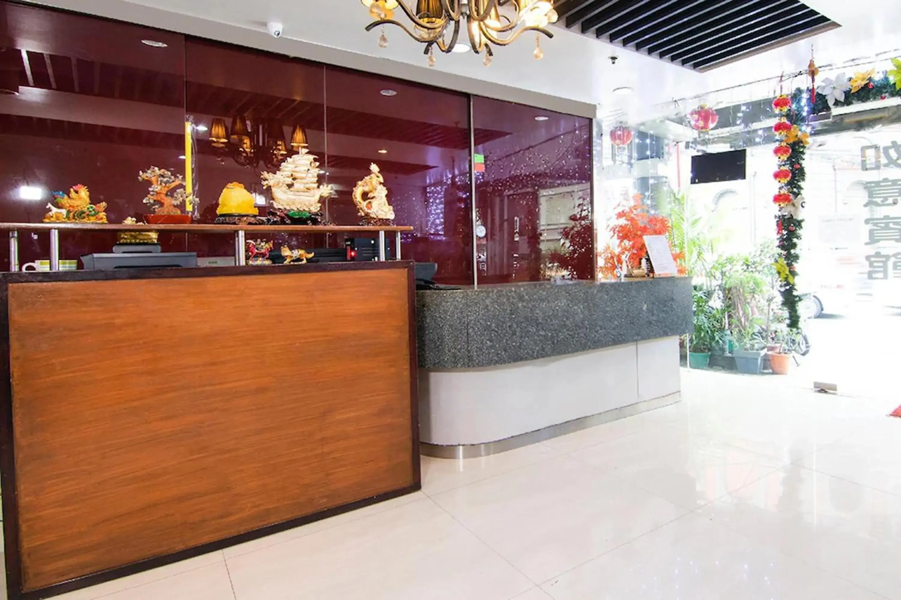 Lobby or reception in Lucky Hotel Binondo Lobby or reception in Lucky Hotel Binondo