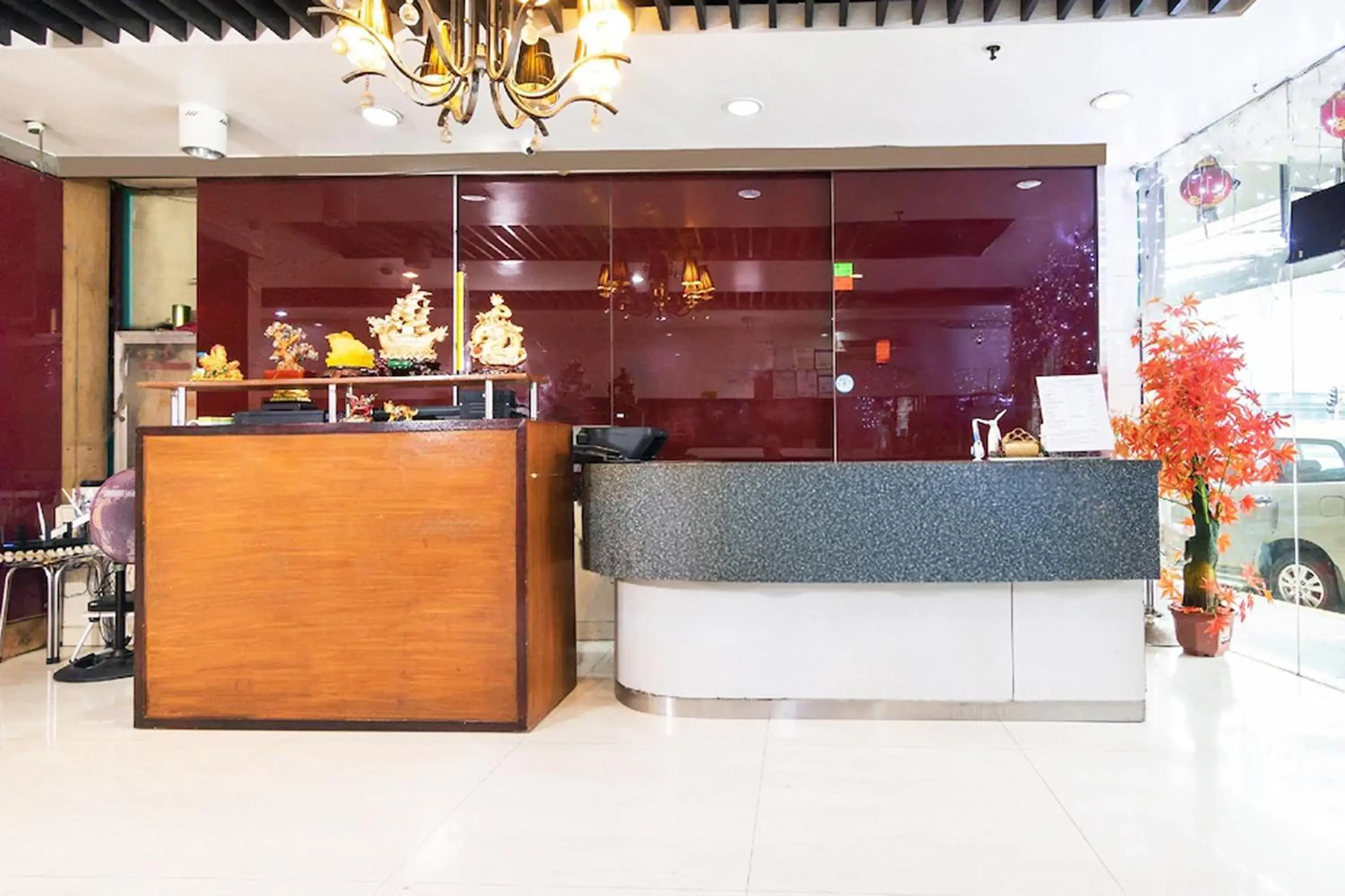 Lobby or reception in Lucky Hotel Binondo Lobby or reception in Lucky Hotel Binondo