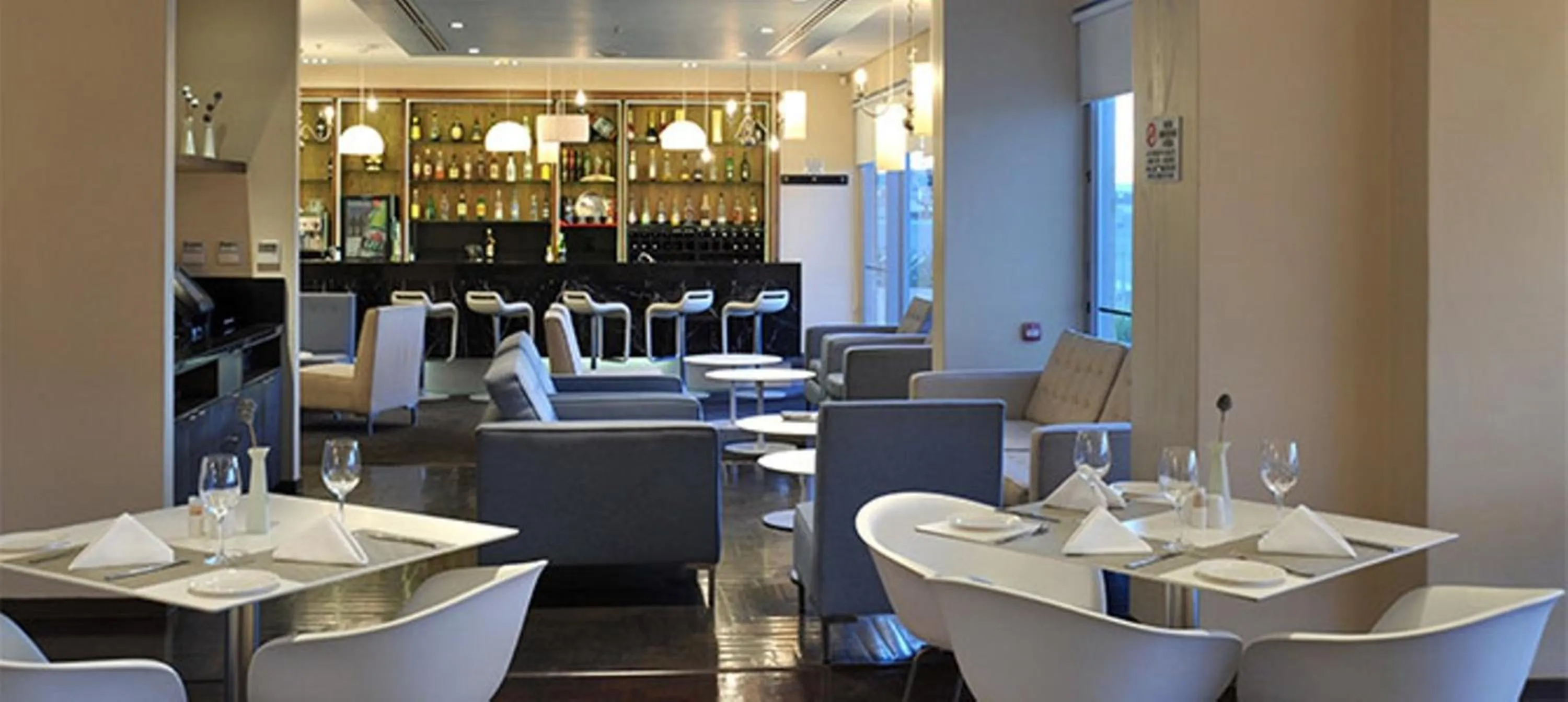 Restaurant/places to eat in 702 Canal Quays