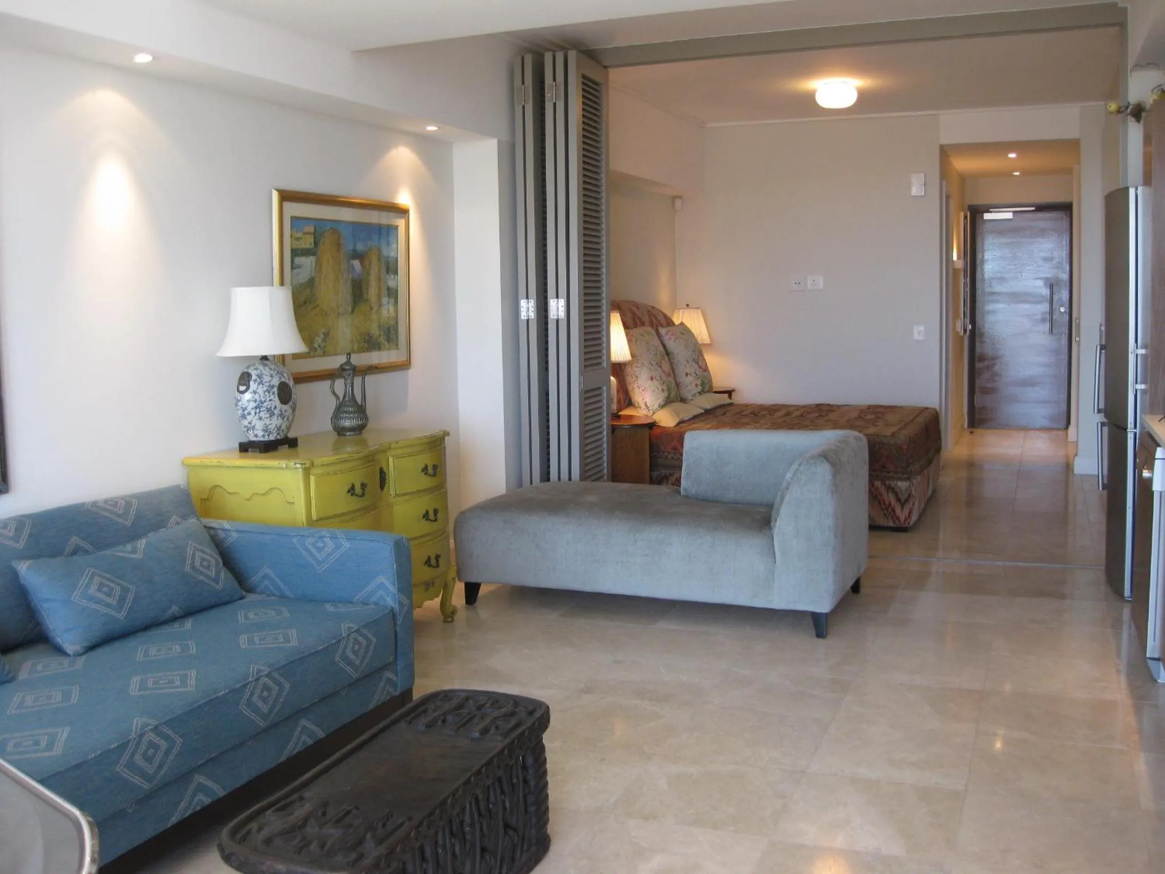 Decorative detail in 702 Canal Quays