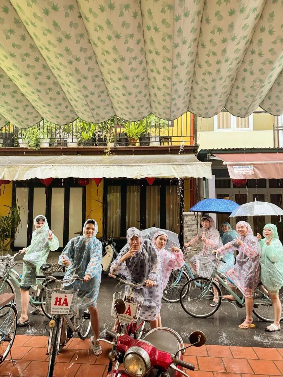 Cycling in Golden River Hotel