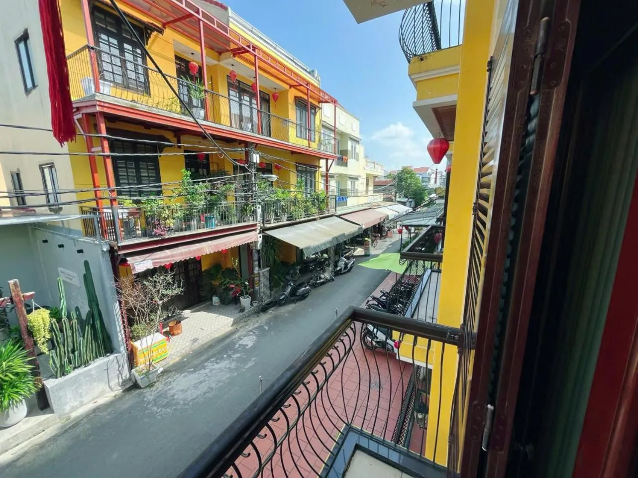 View (from property/room) in Golden River Hotel