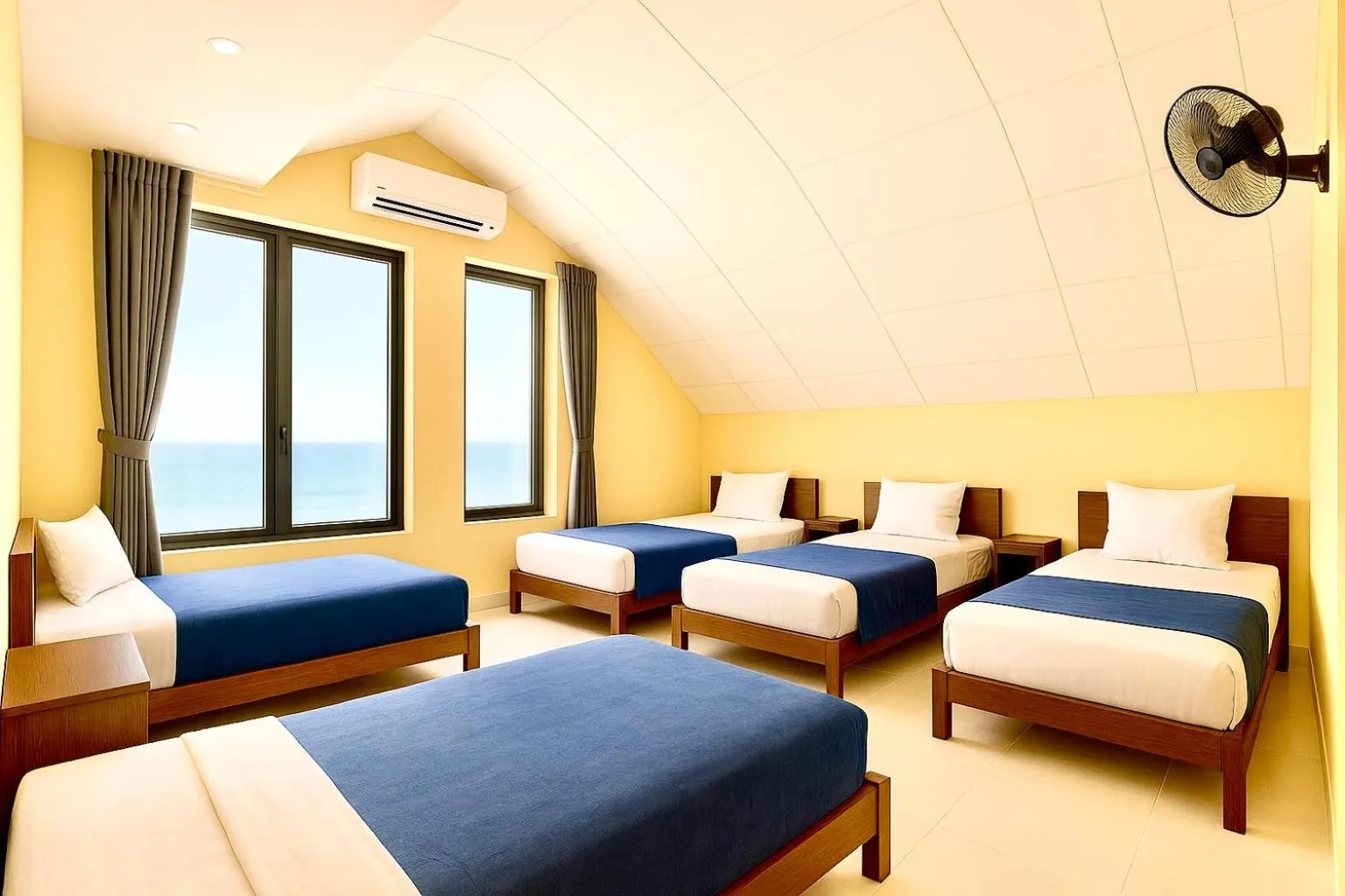 Bed in Golden River Hotel