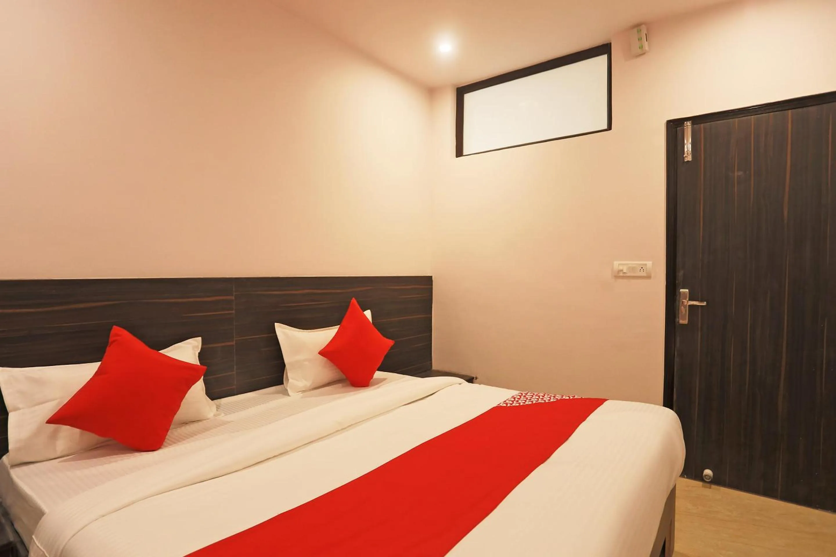 Bathroom in Hotel O DSG Residency