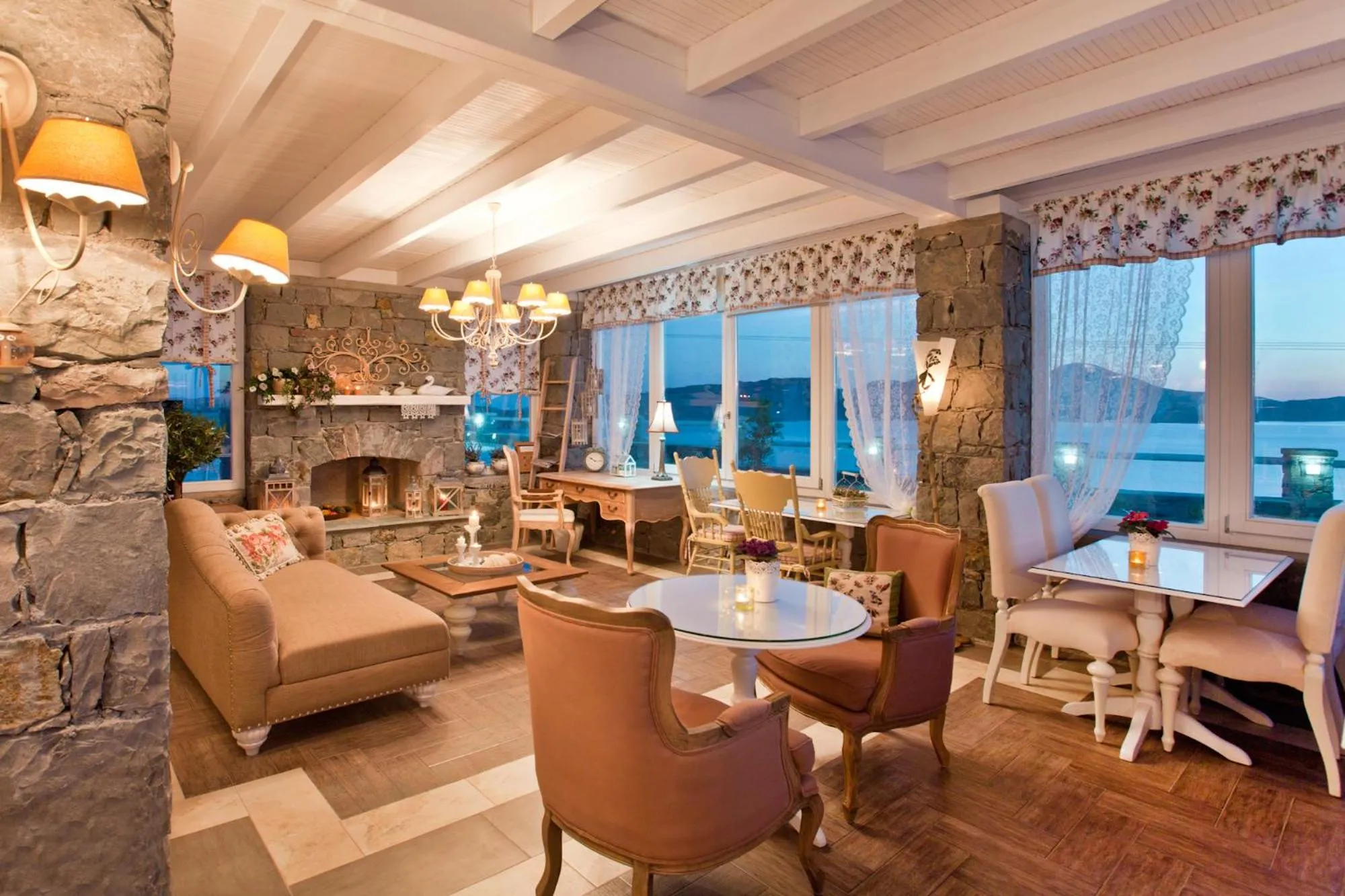 Miland Suites