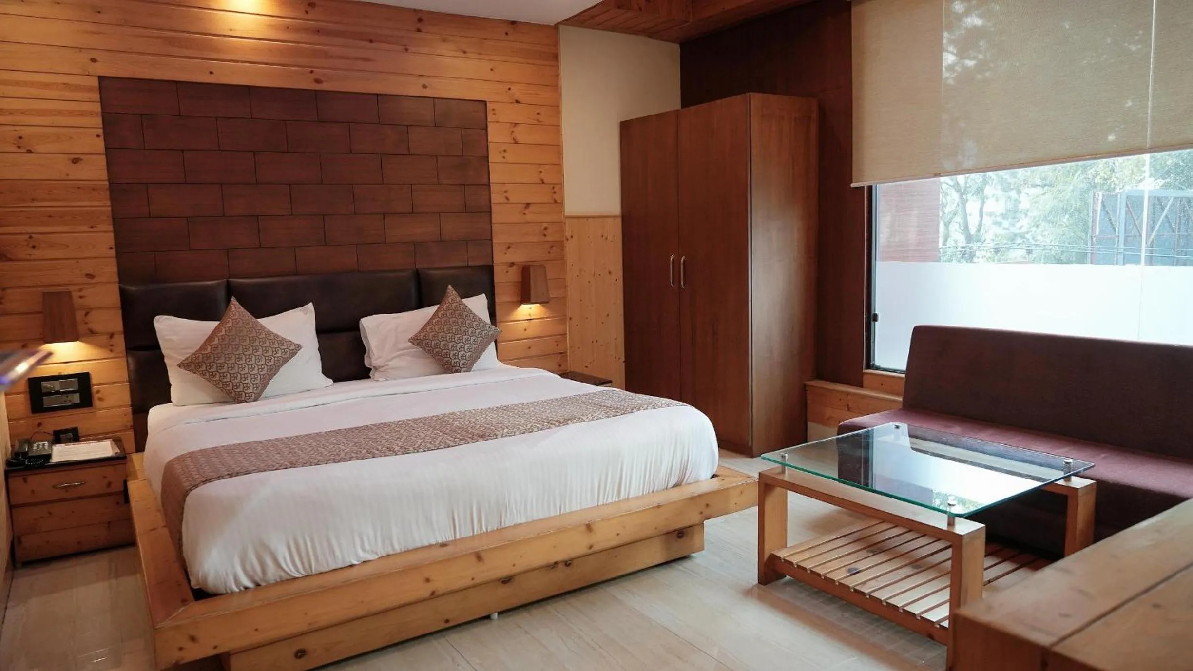 Bed in Hotel Skyking