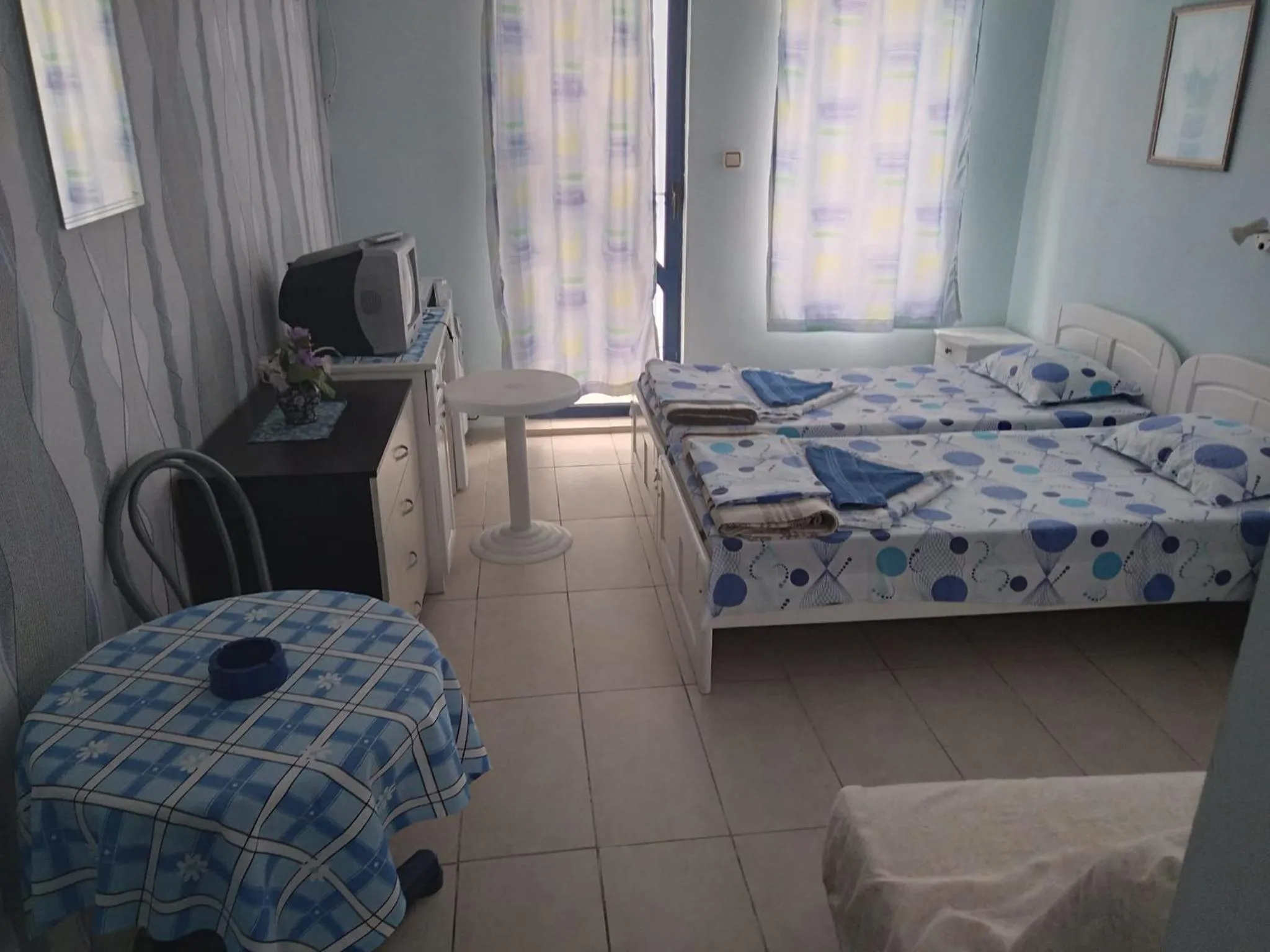 Property building, Bed in Andi Hotel