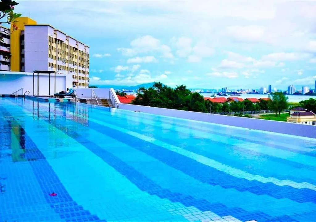 Swimming pool in Seaview Landmark Studio Homestay at Gurney 无敌海景套房