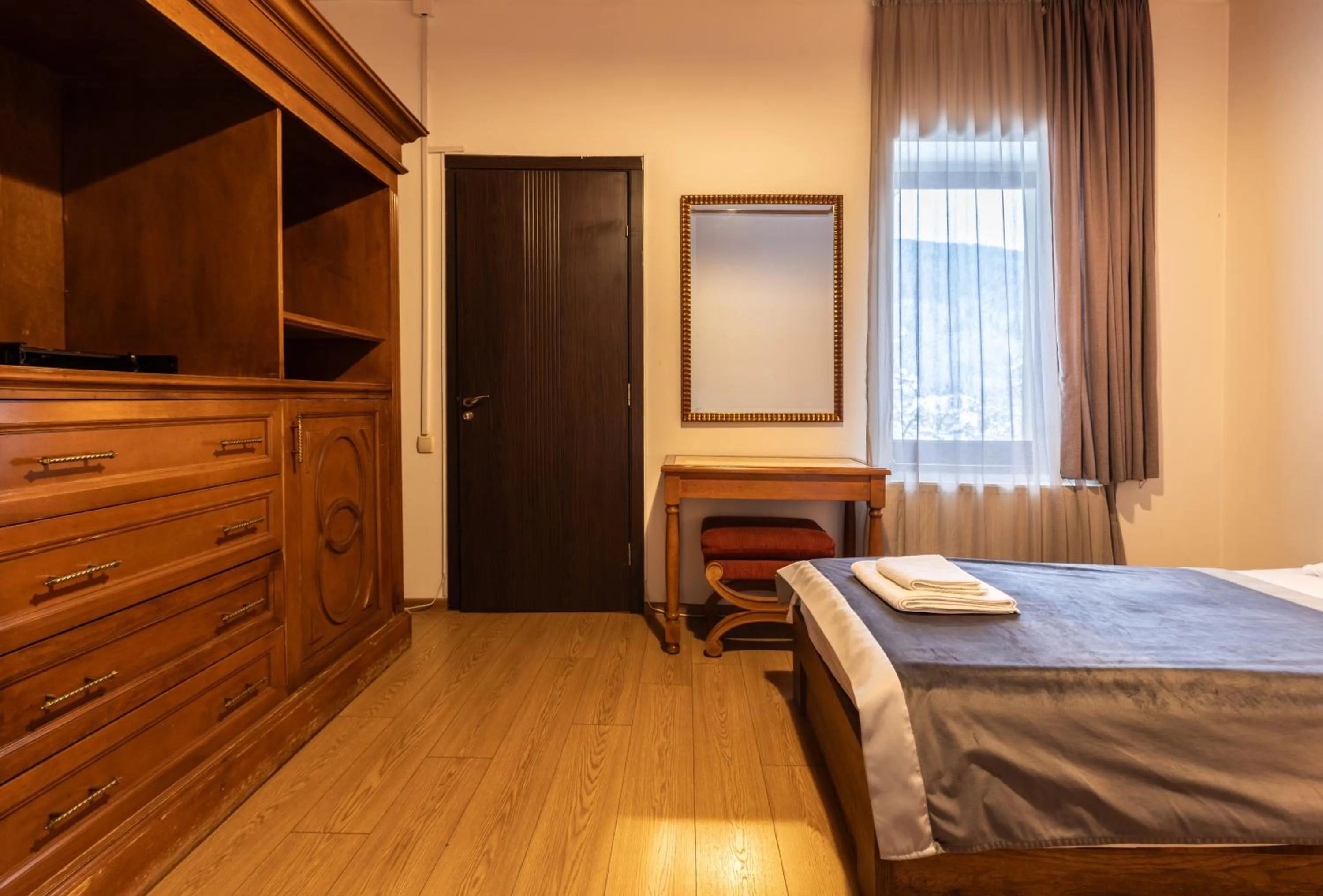 Photo of the whole room, Bed in Hotel Chubu