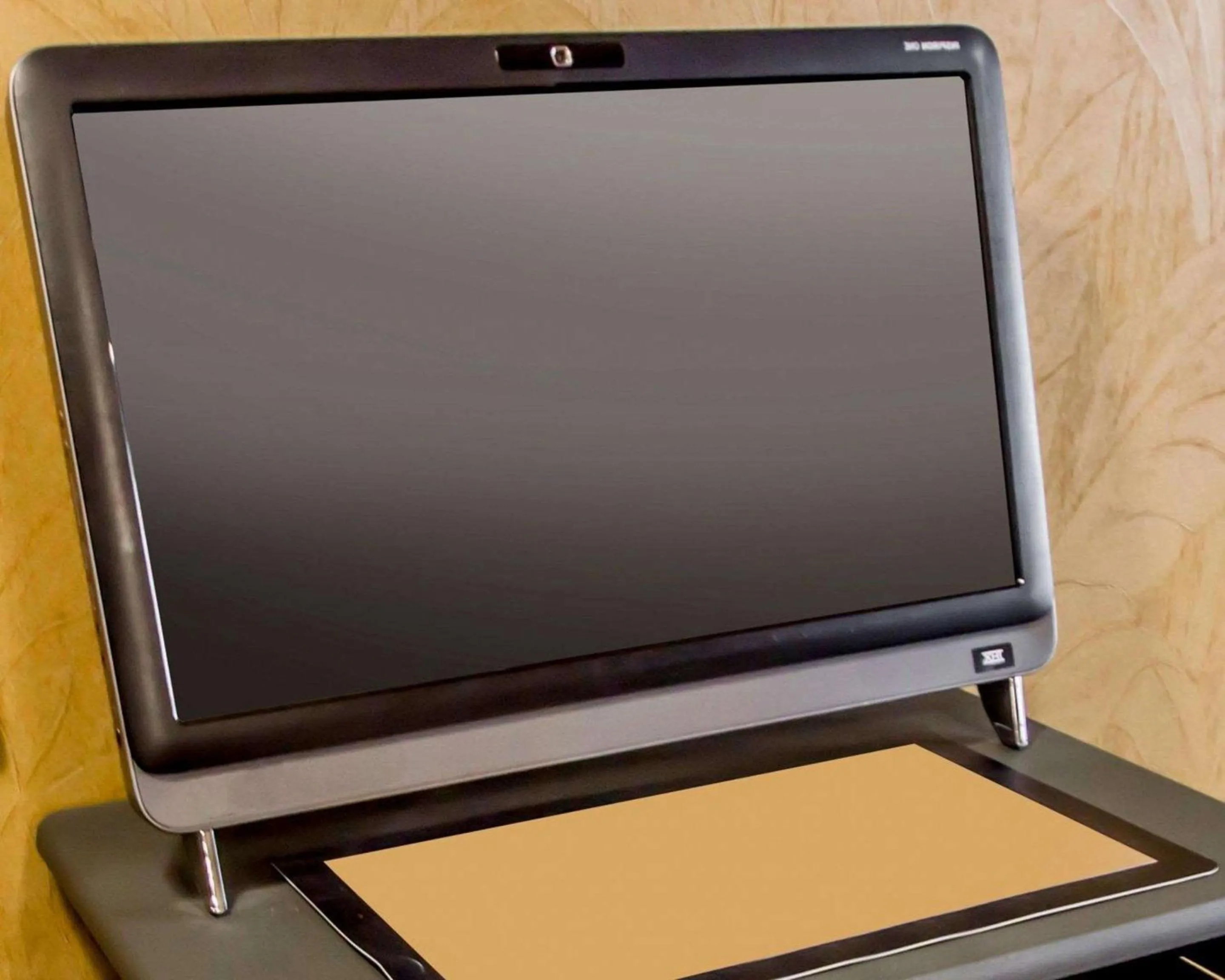 Restaurant/places to eat in Rodeway Inn Bronx Zoo