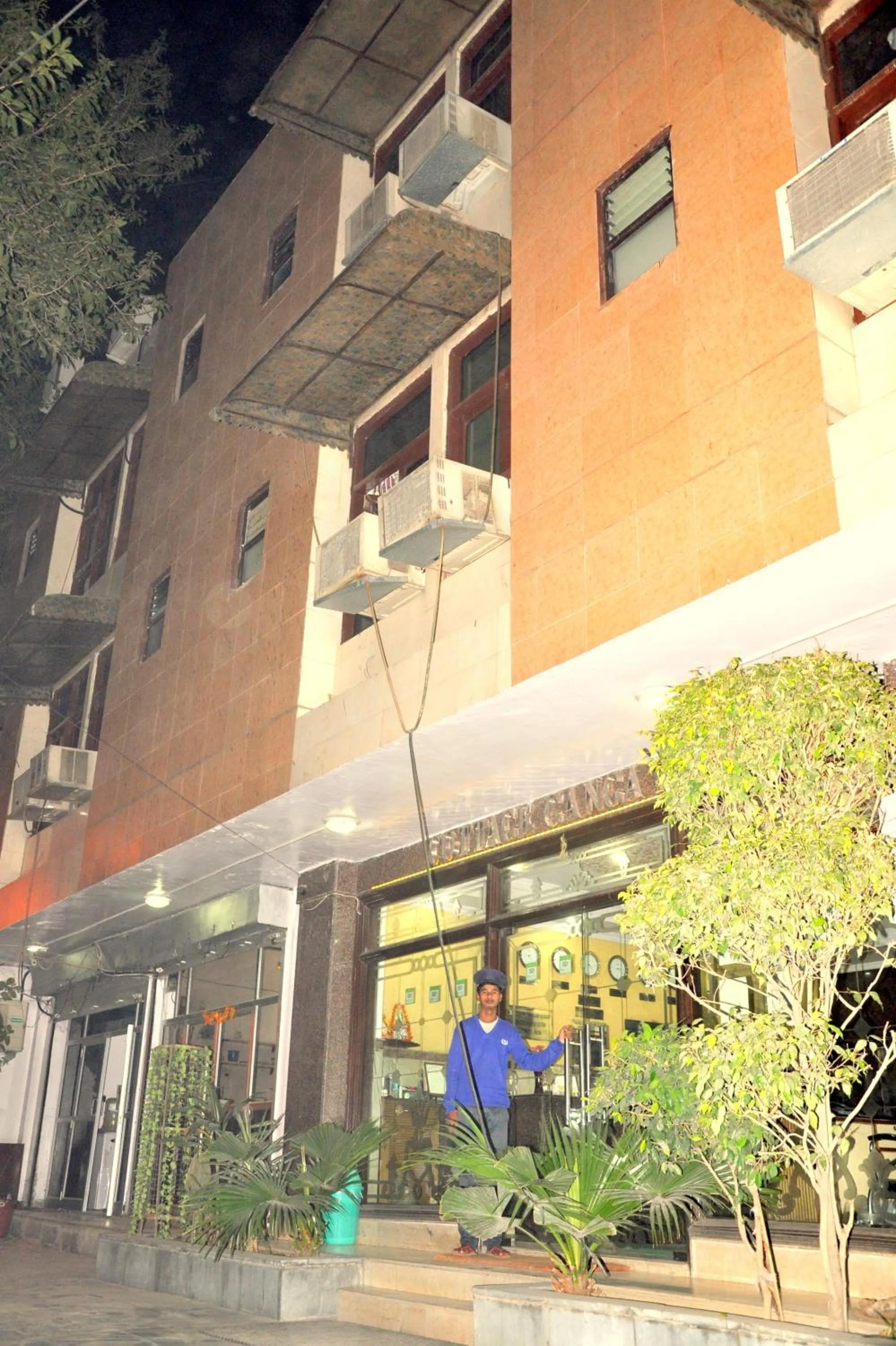 Facade/entrance in Cottage Ganga Inn