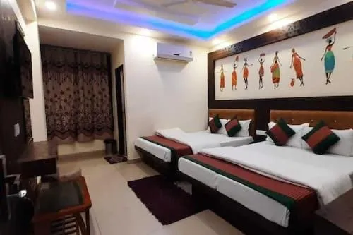 Photo of the whole room, Bed in Cottage Ganga Inn