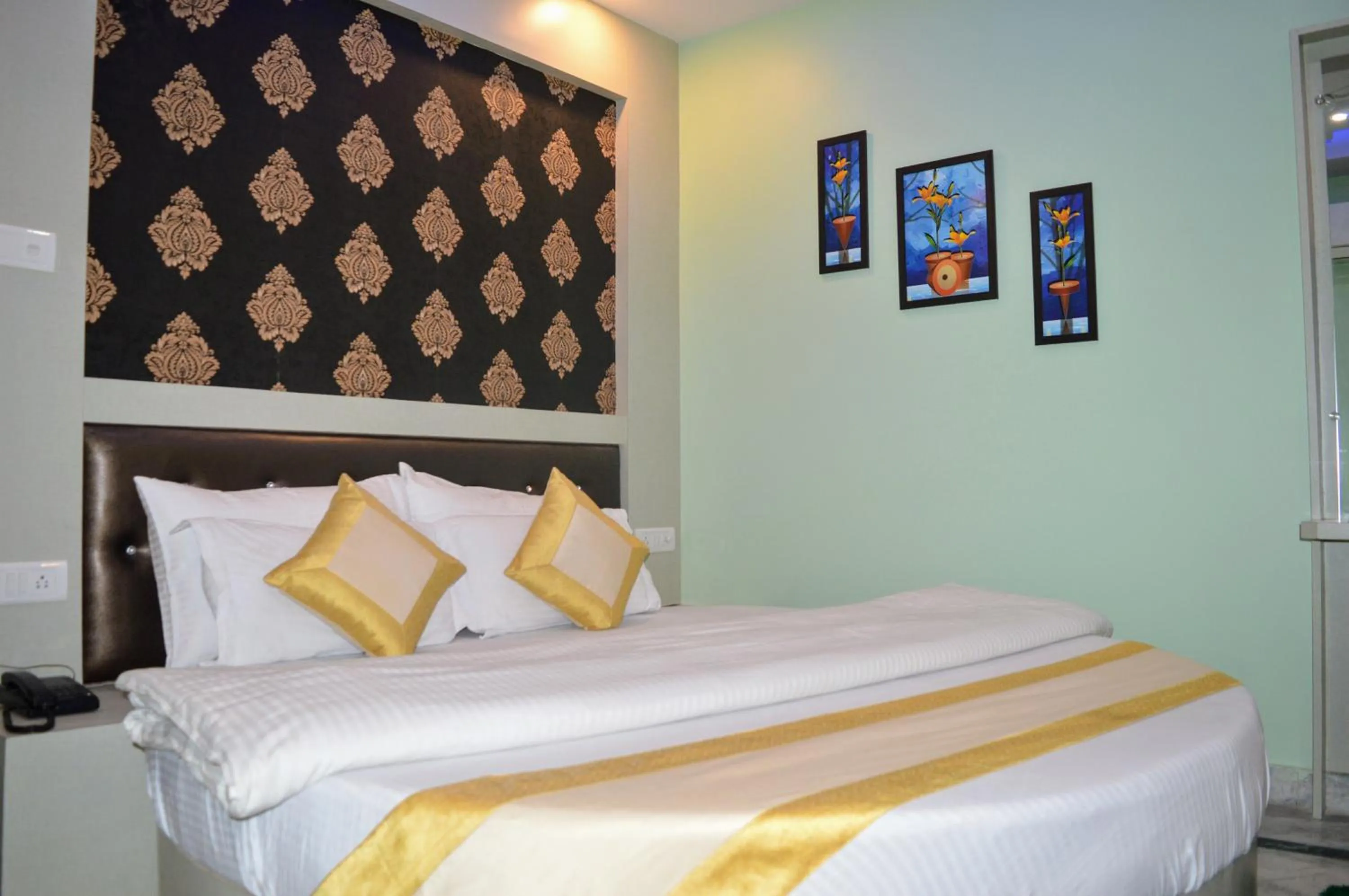 Bed in Cottage Ganga Inn